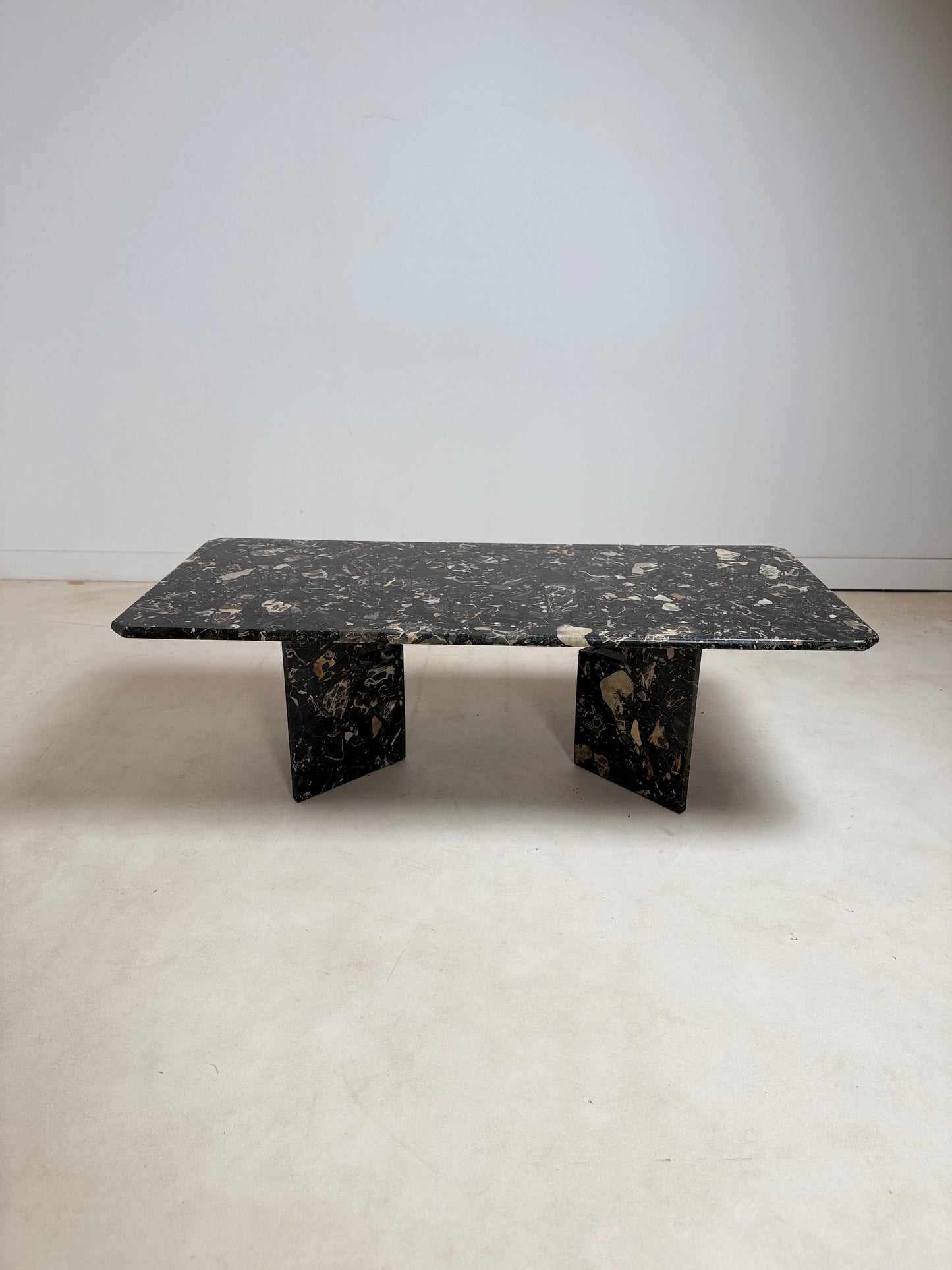 Table basse en marbre