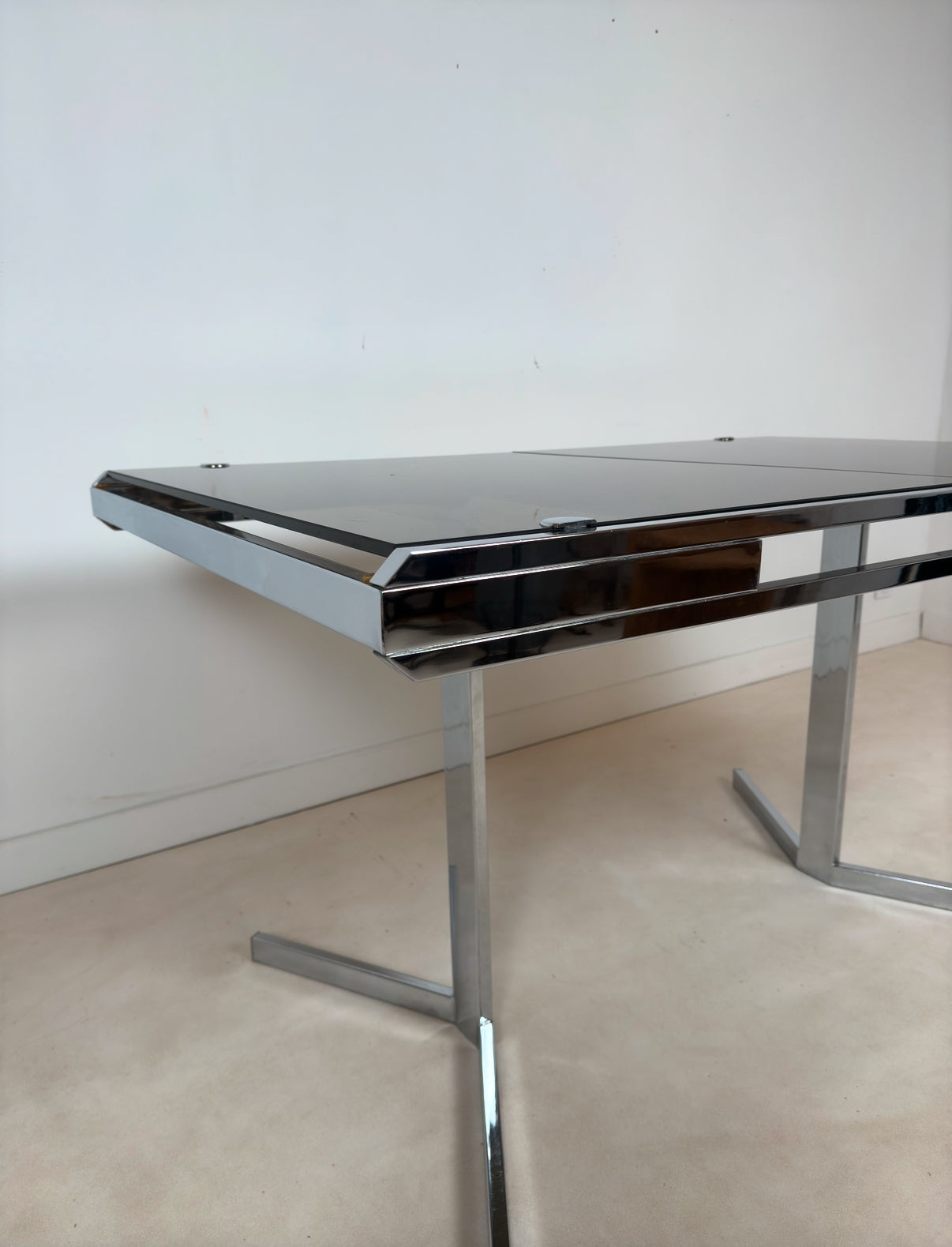 Table de salon en métal chromé à rallonges extensibles
