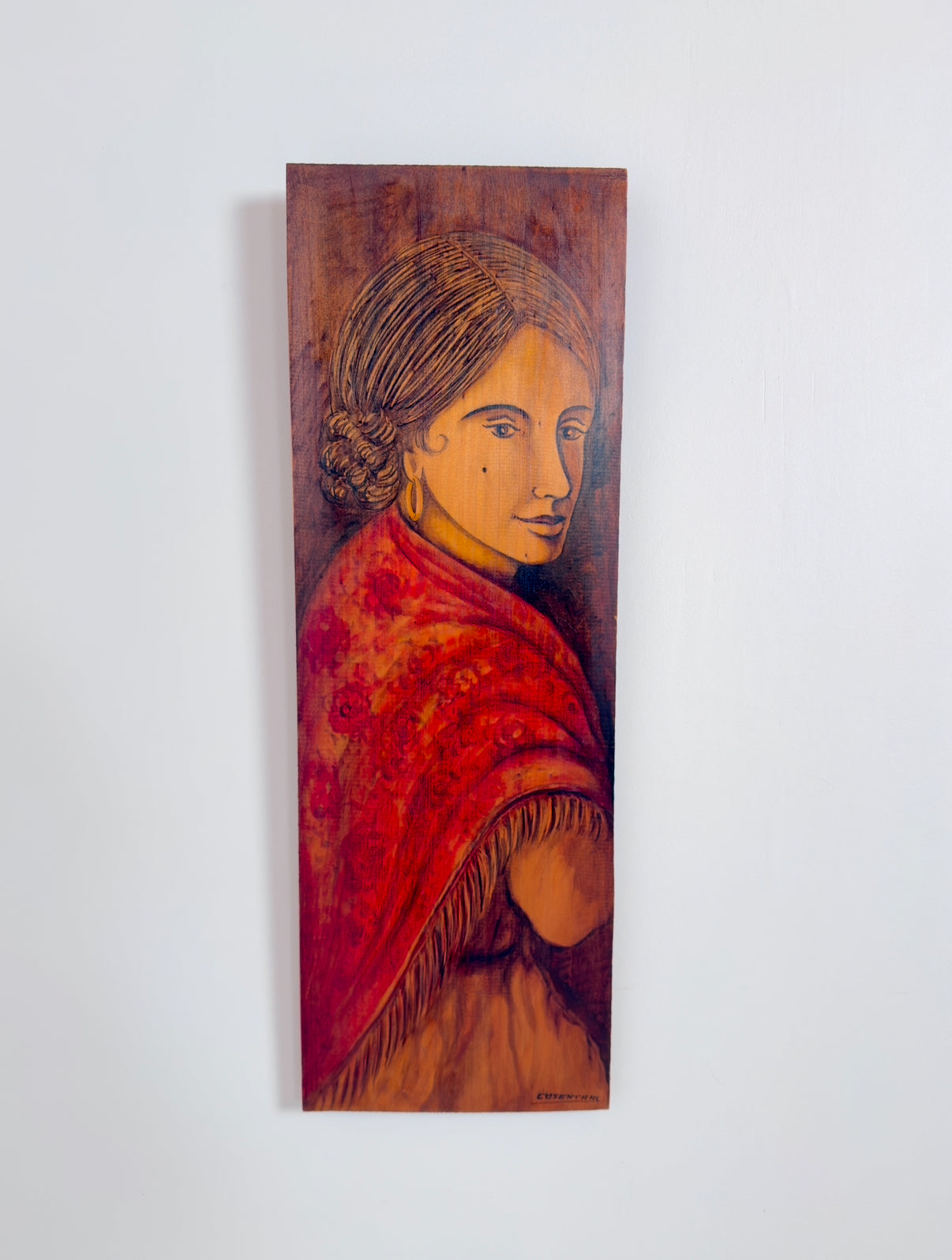 Ensemble de 3 panneaux en bois peint et gravés par Cosentarl