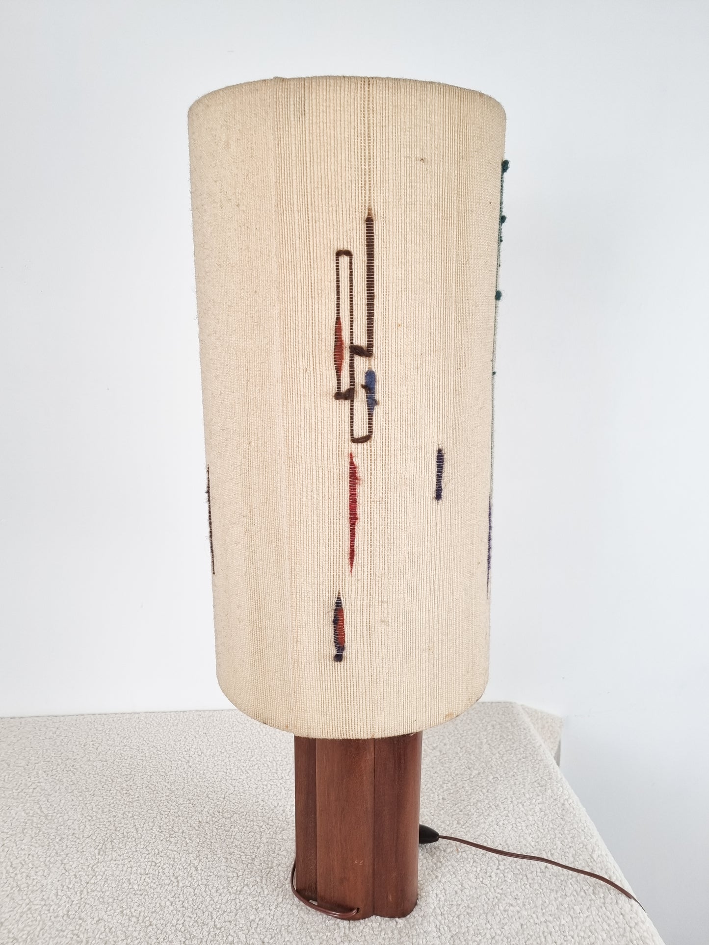 Grande lampe scandinave en teck