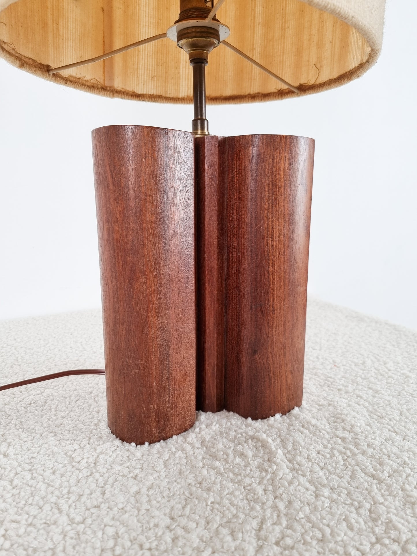 Grande lampe scandinave en teck