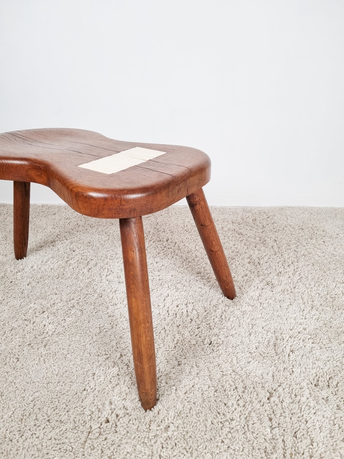 Table d'appoint tripode avec incrustations