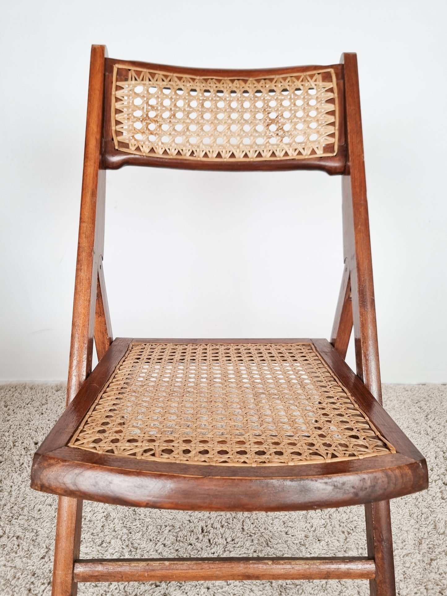 Ensemble de 2 chaises pliantes cannées