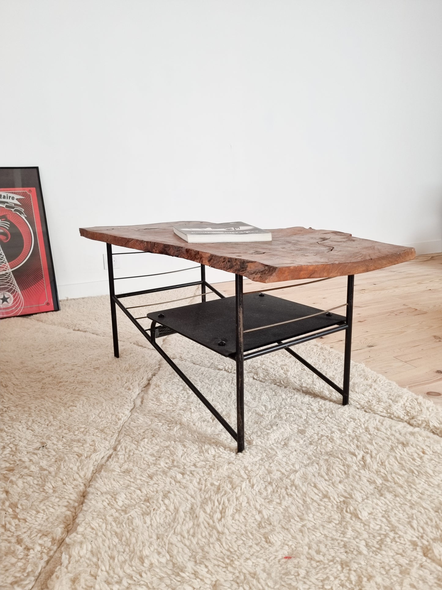 Table basse moderniste