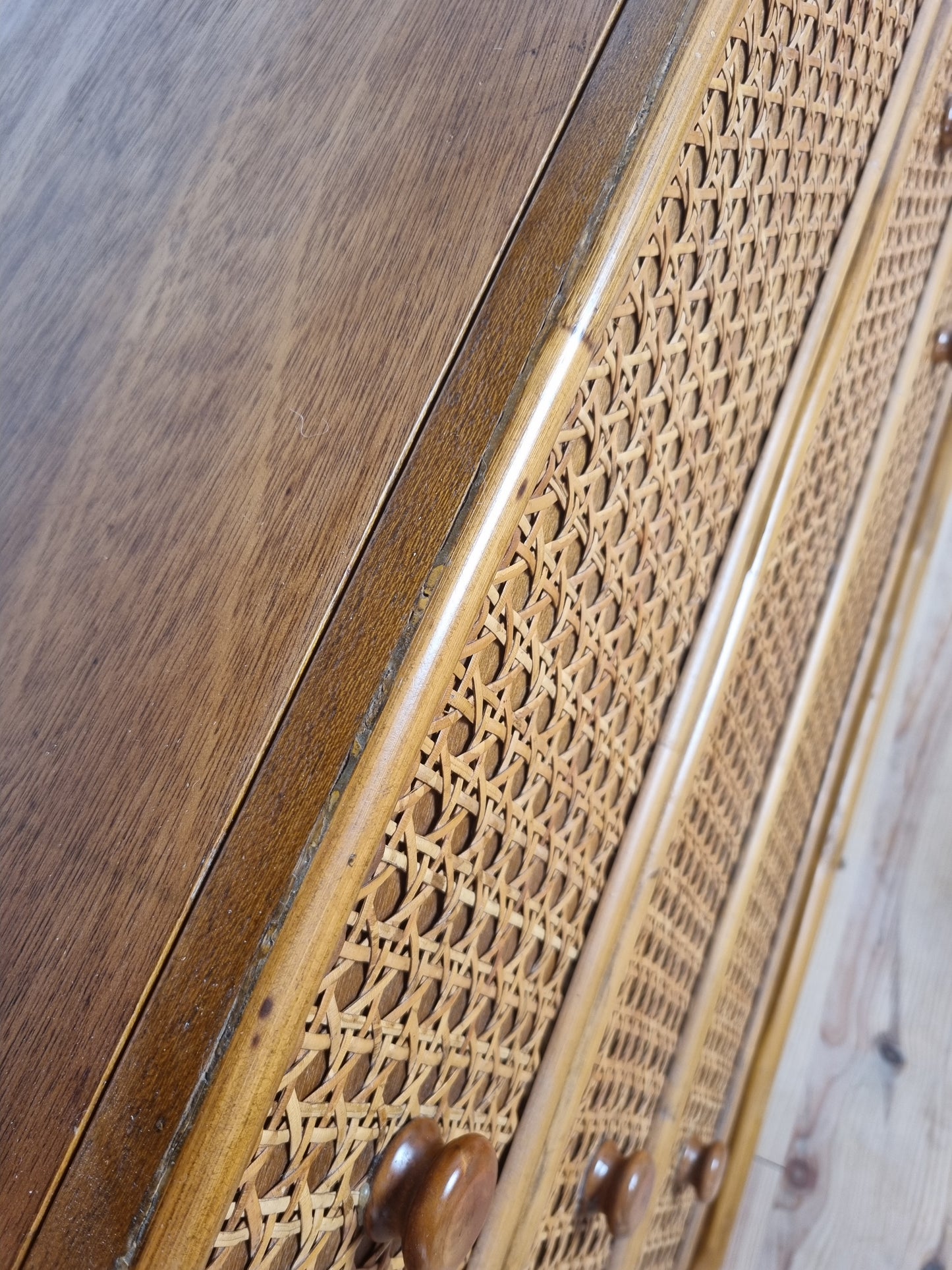 Grande étagère living par Roche et Bobois