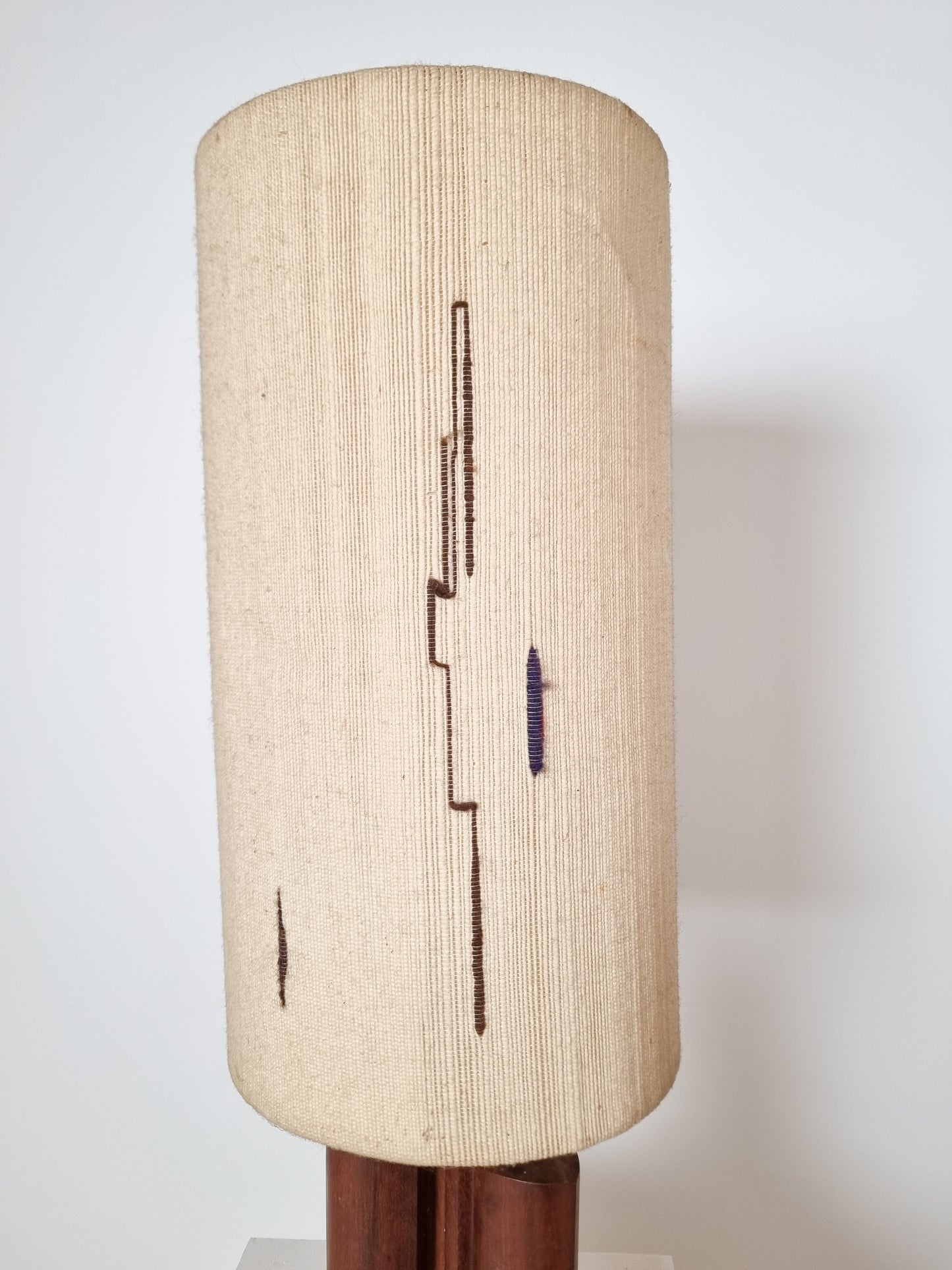 Grande lampe scandinave en teck