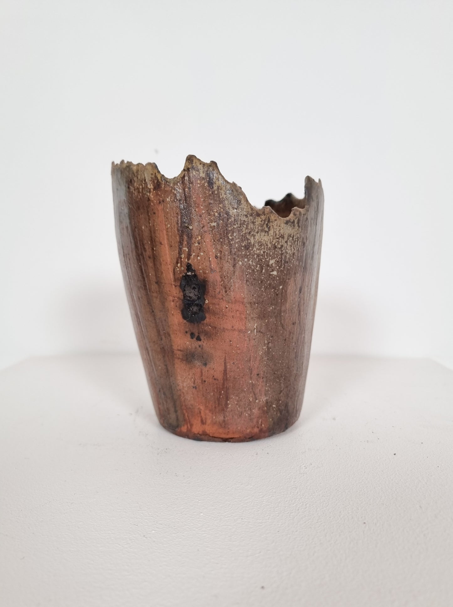 Vase brutaliste en grès