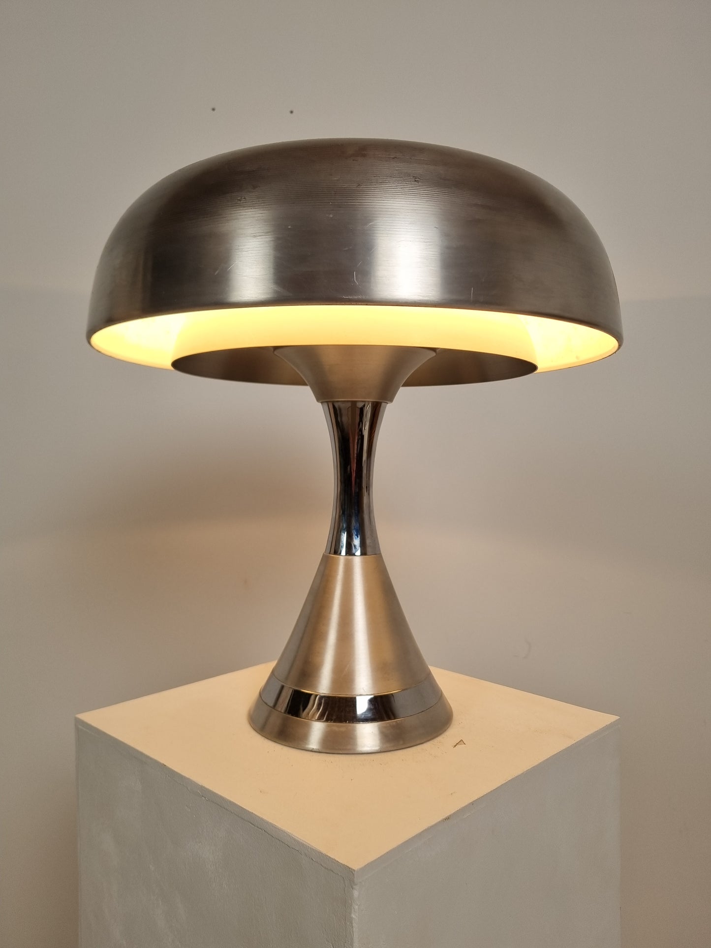 Lampe champignon attribuée à Harvey Guzzini