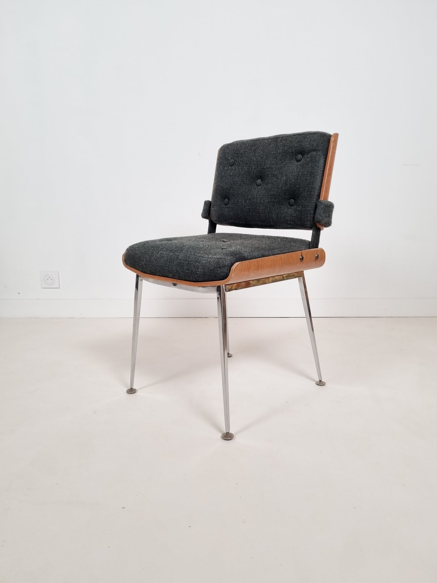 Chaise Marcom pour Modern'tube