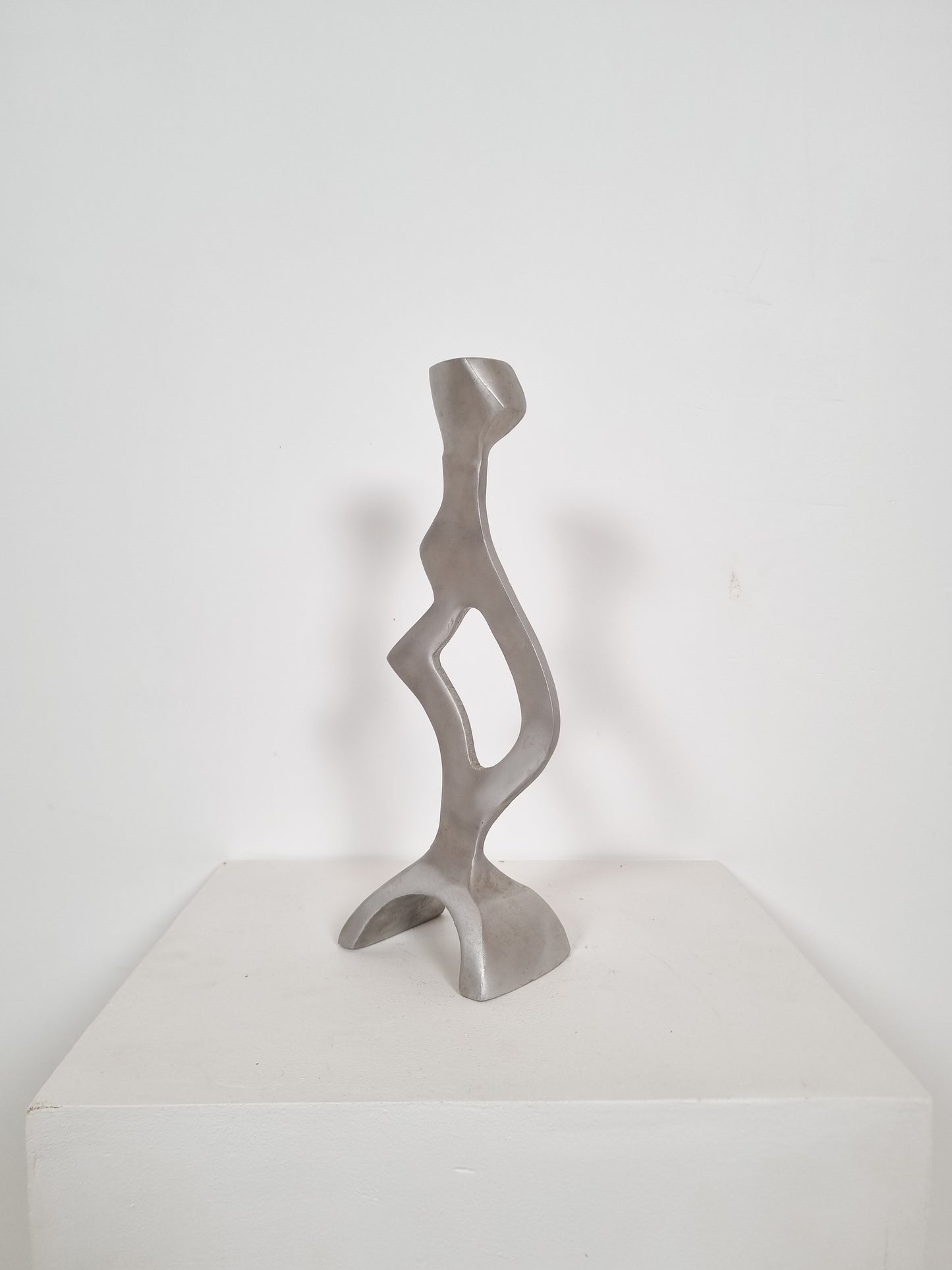 Bougeoir en aluminium de forme libre
