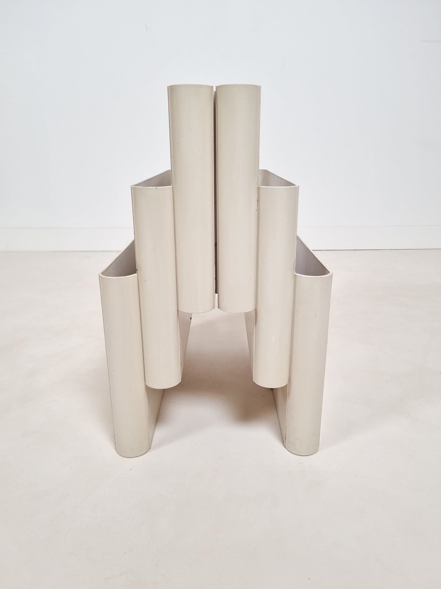 Porte revue par Giotto Stoppino pour Kartell