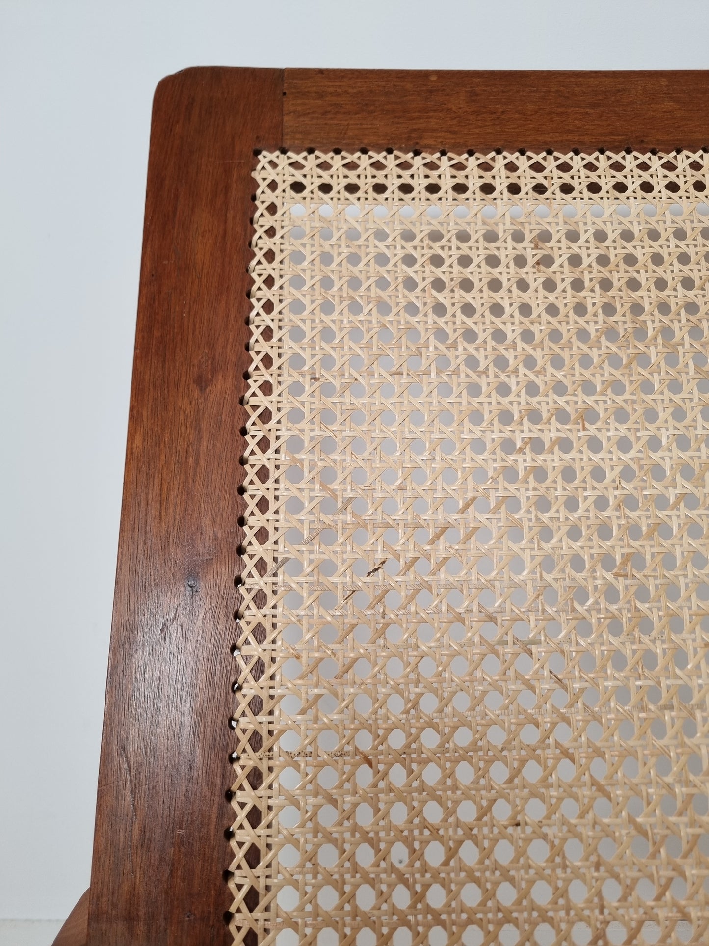 Fauteuil canné du Comptoir Français à Brazzaville. 1950