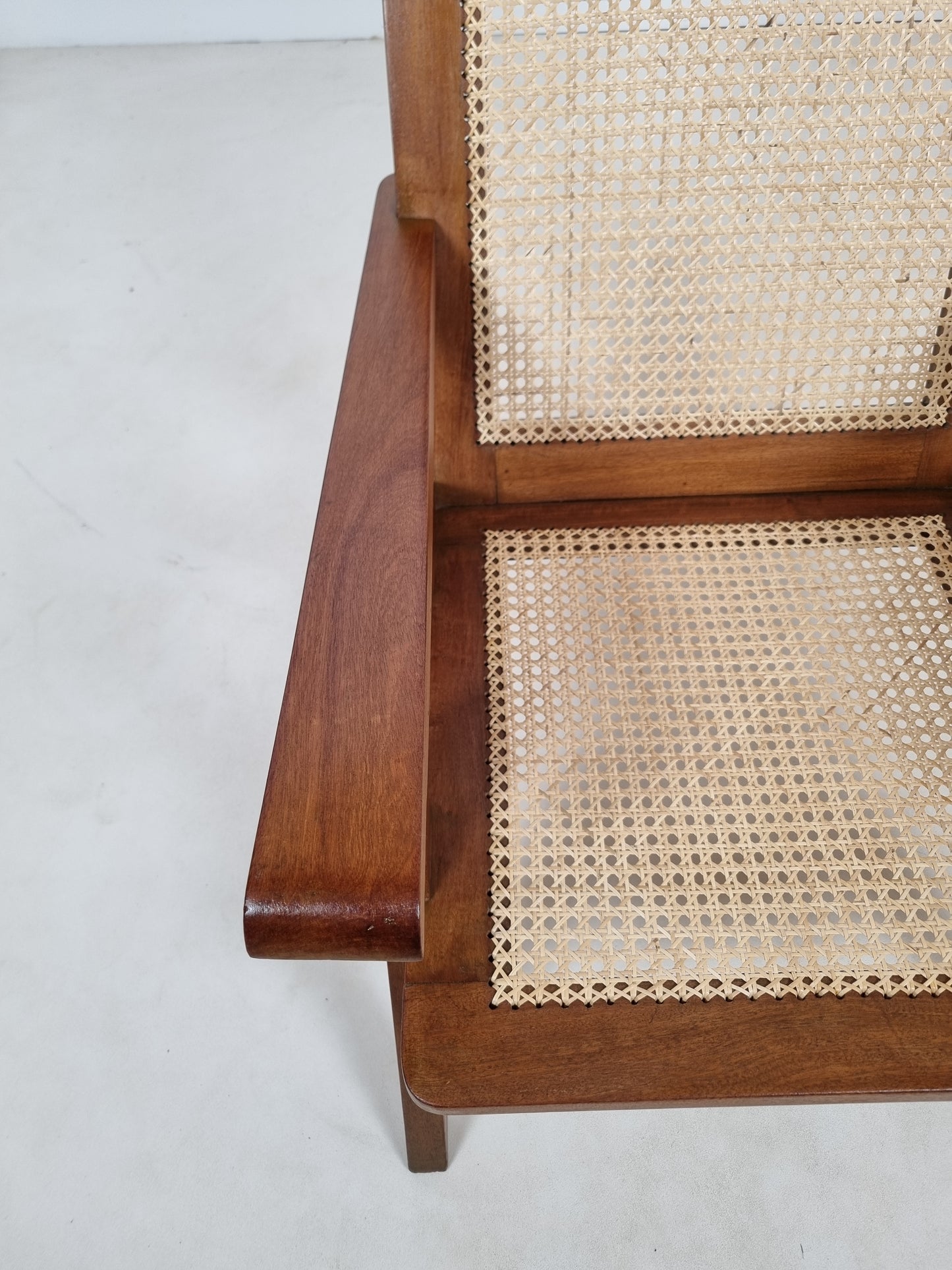Fauteuil canné du Comptoir Français à Brazzaville. 1950