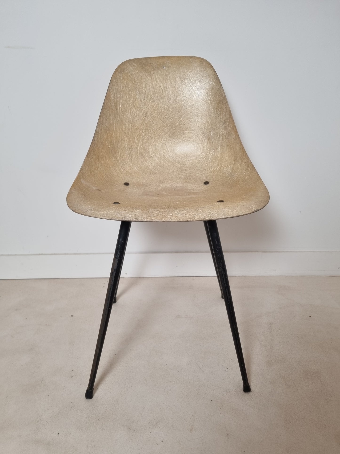 Chaise "Coccinelle" par René-Jean Caillette