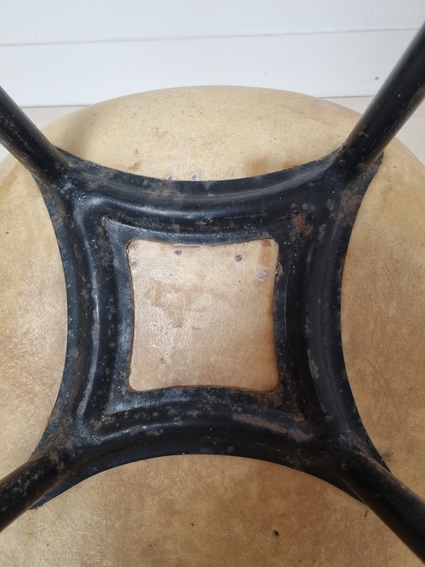 Chaise "Coccinelle" par René-Jean Caillette