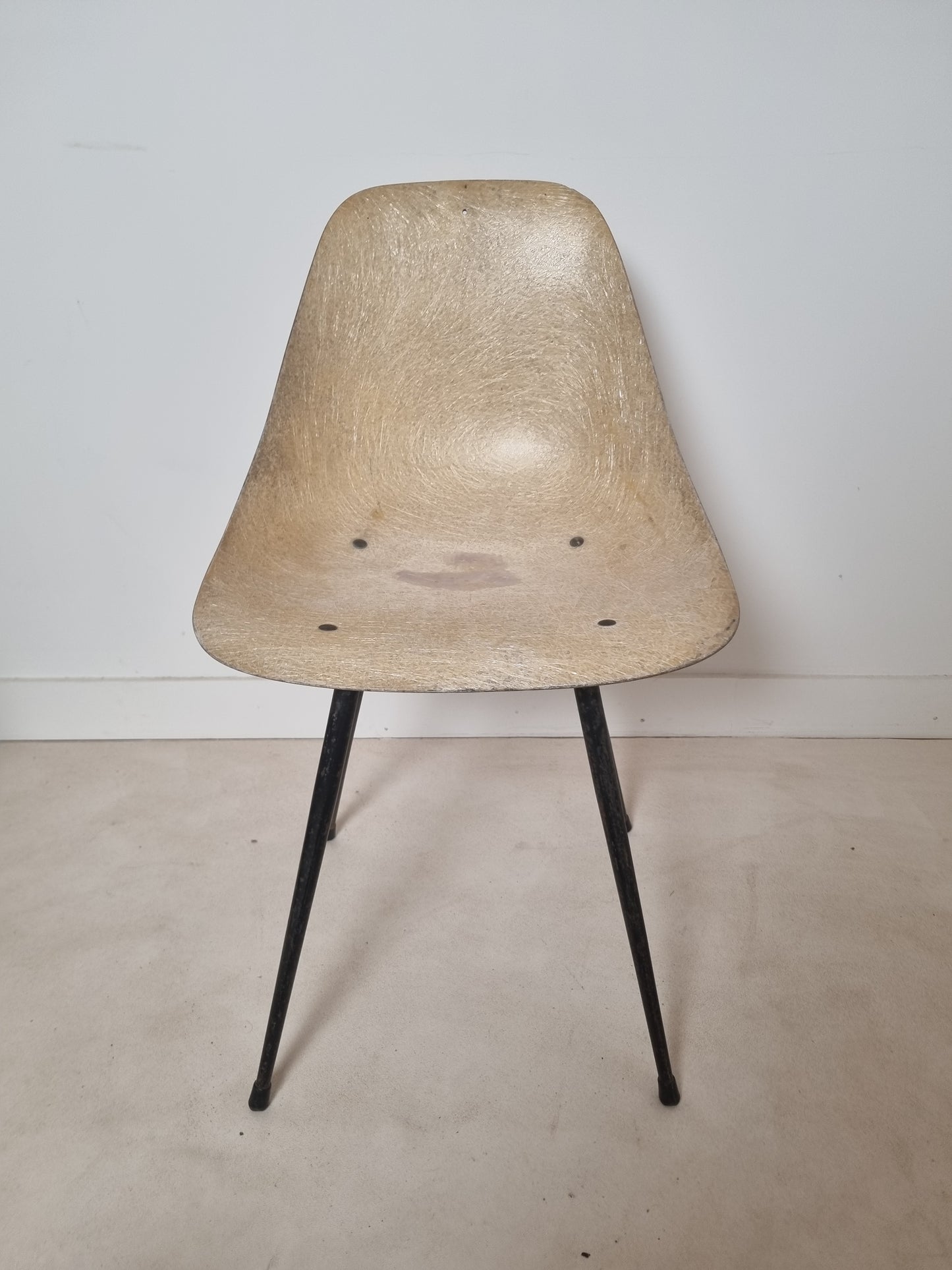 Chaise "Coccinelle" par René-Jean Caillette