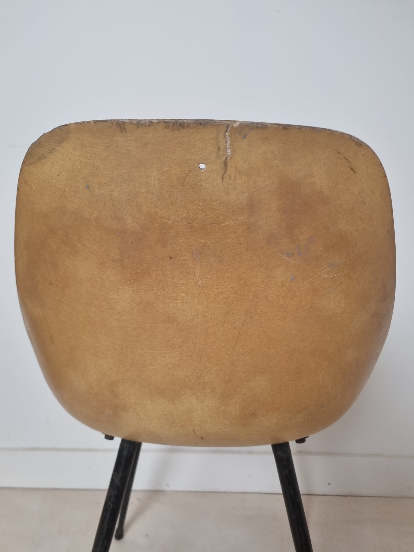 Chaise "Coccinelle" par René-Jean Caillette