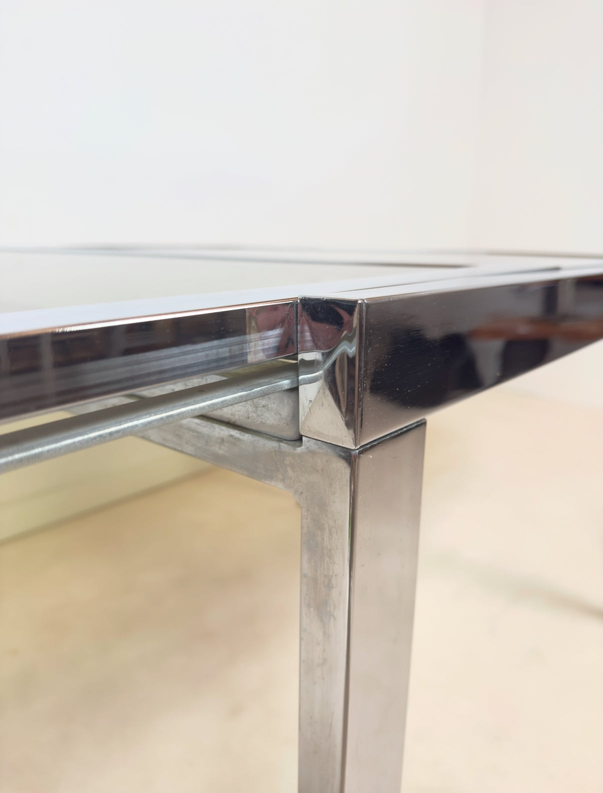 Table à rallonges extensibles attribuée à Milo Baughman