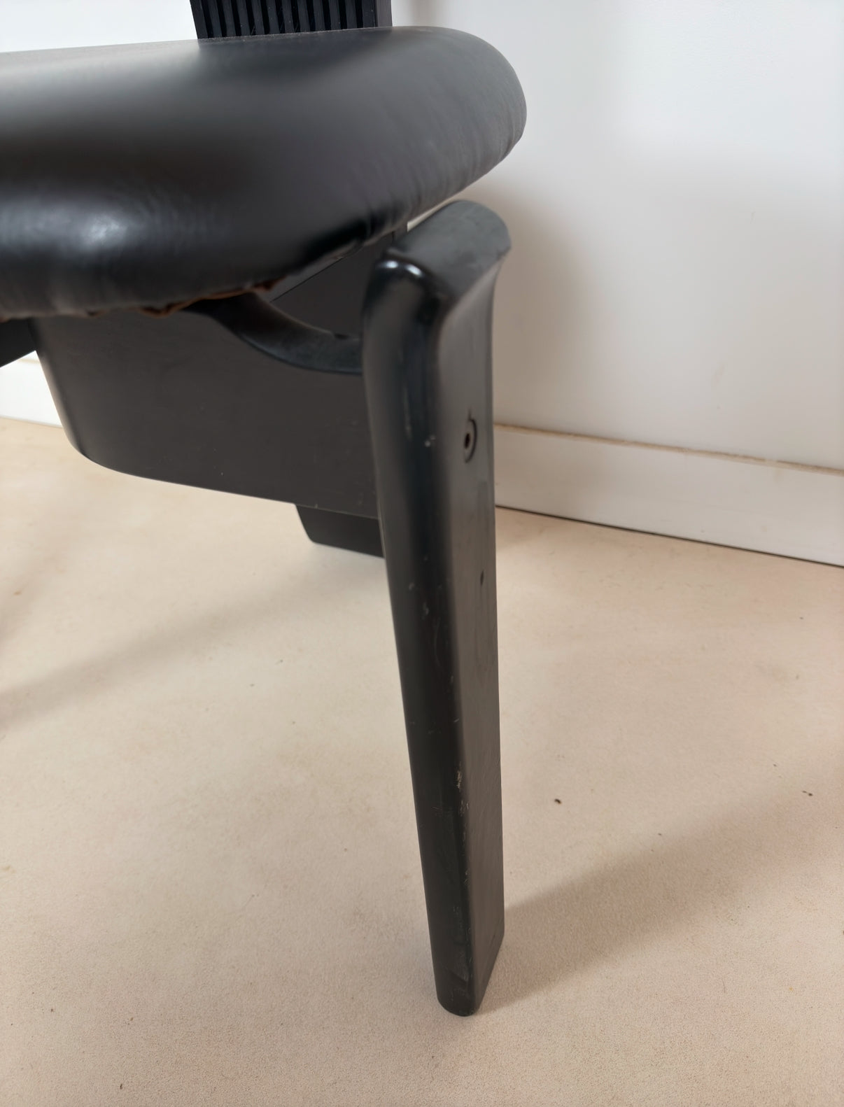 Ensemble de 4 chaises « Totem » par Torstein Nilsen