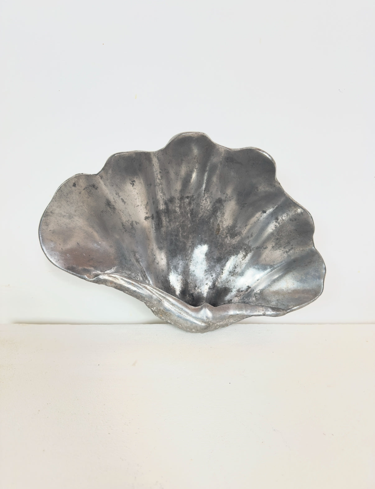 Cendrier, vide poche en fonte d’aluminium par Arthur Court