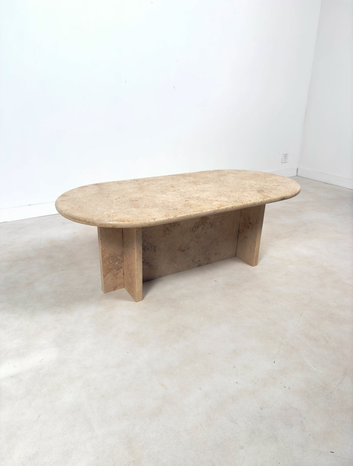 Table basse en travertin