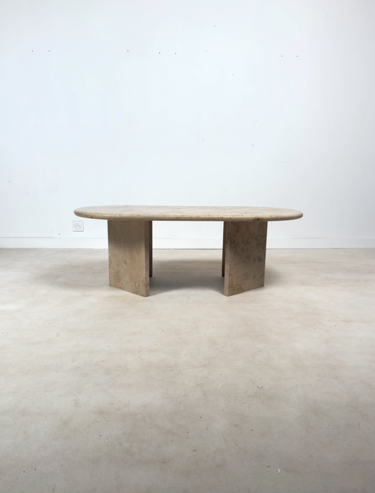 Table basse en travertin