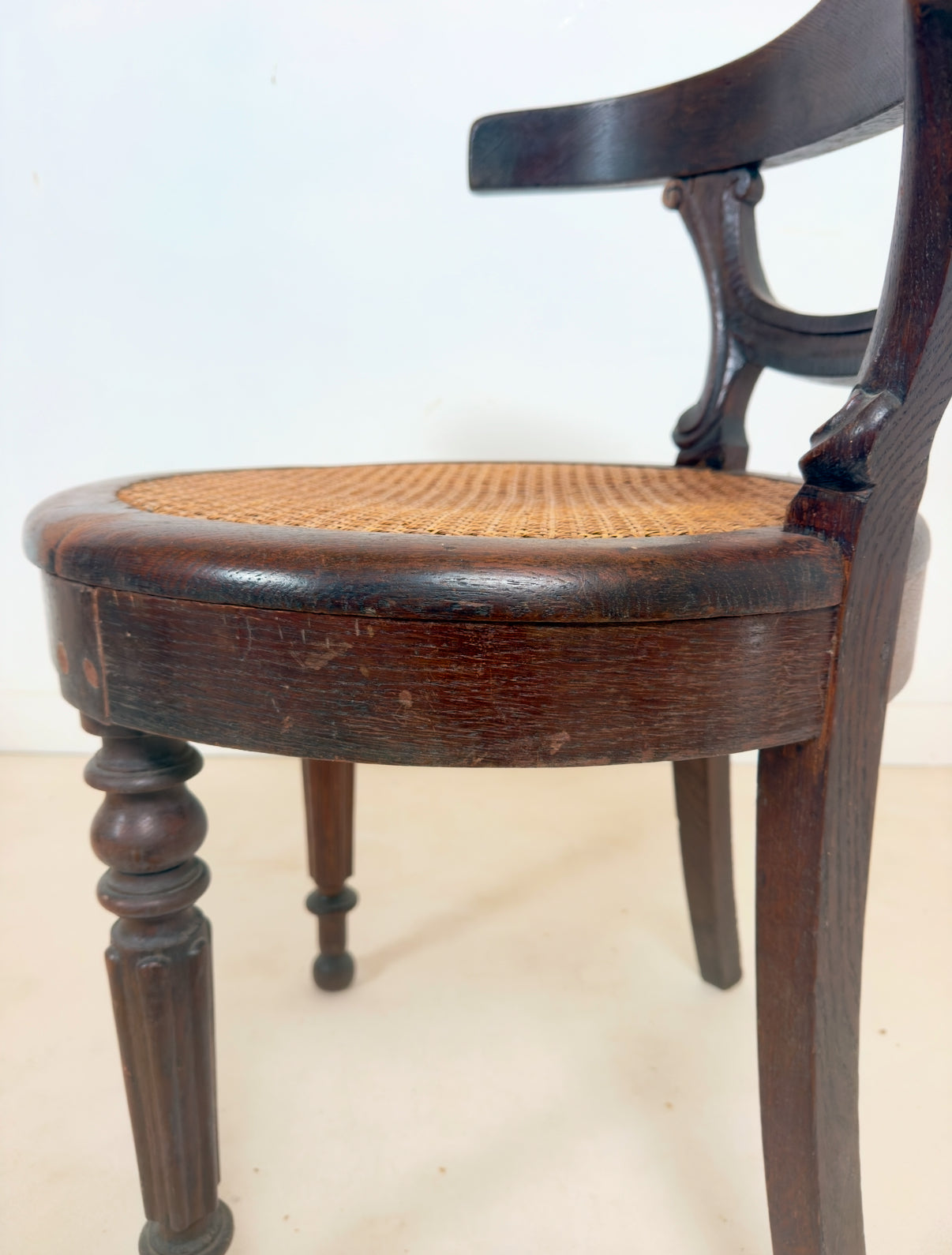 Fauteuil canné Louis Philippe