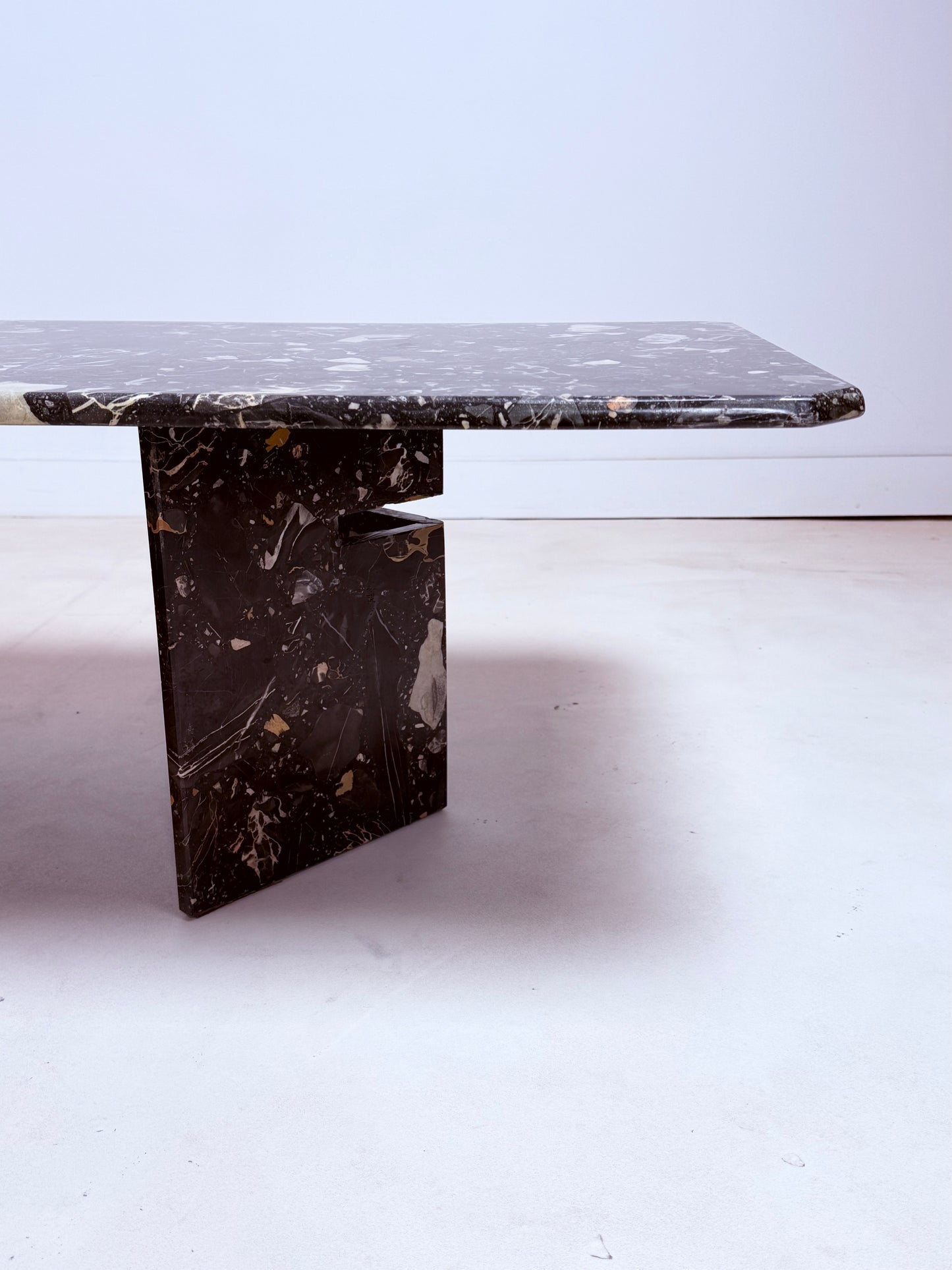 Table basse en marbre