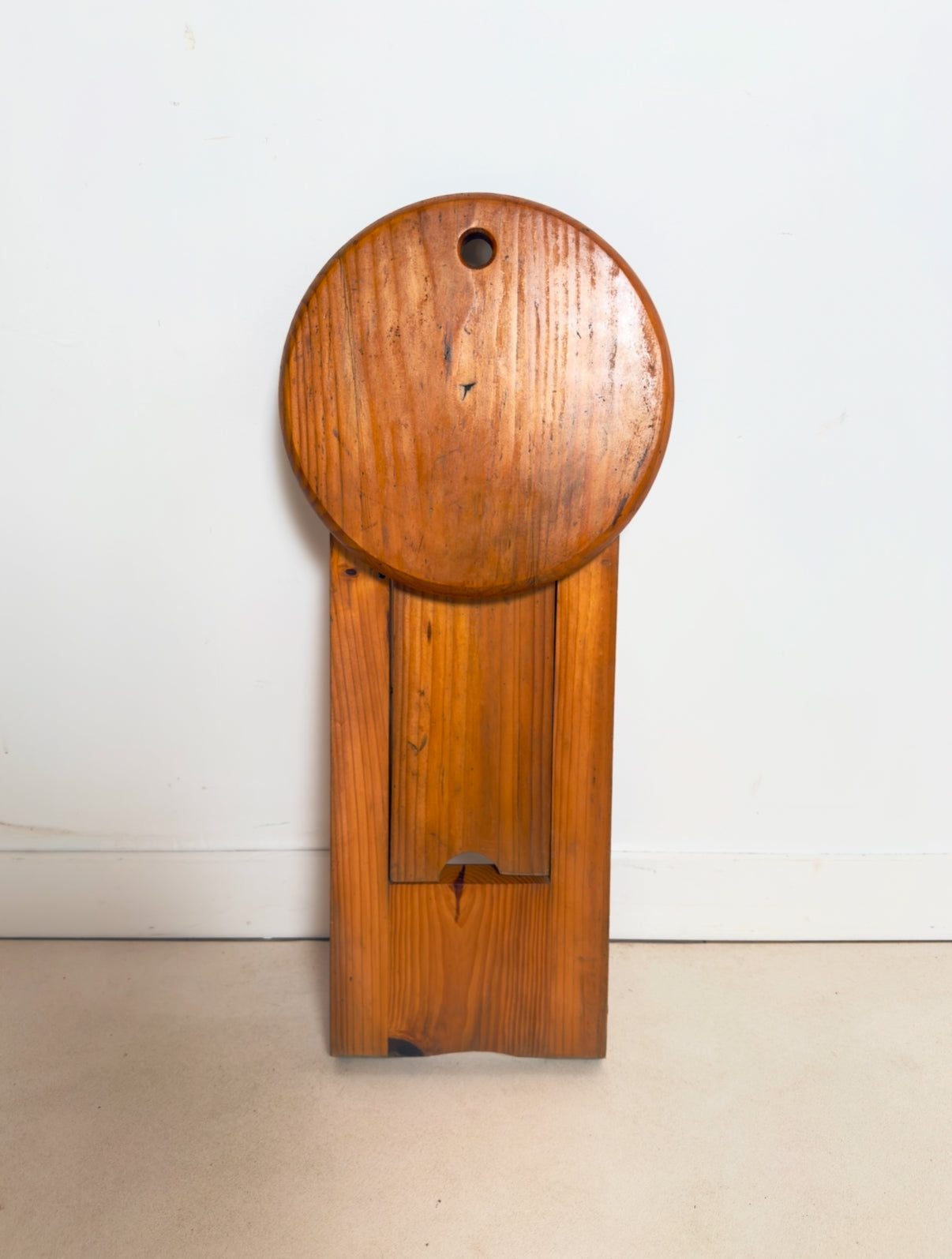 Tabouret pliant par Roger Talon