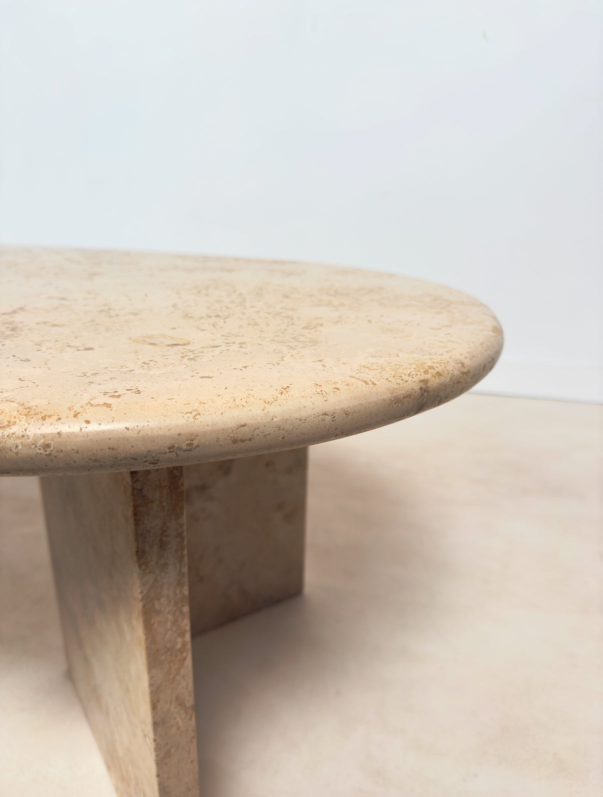 Table basse en travertin