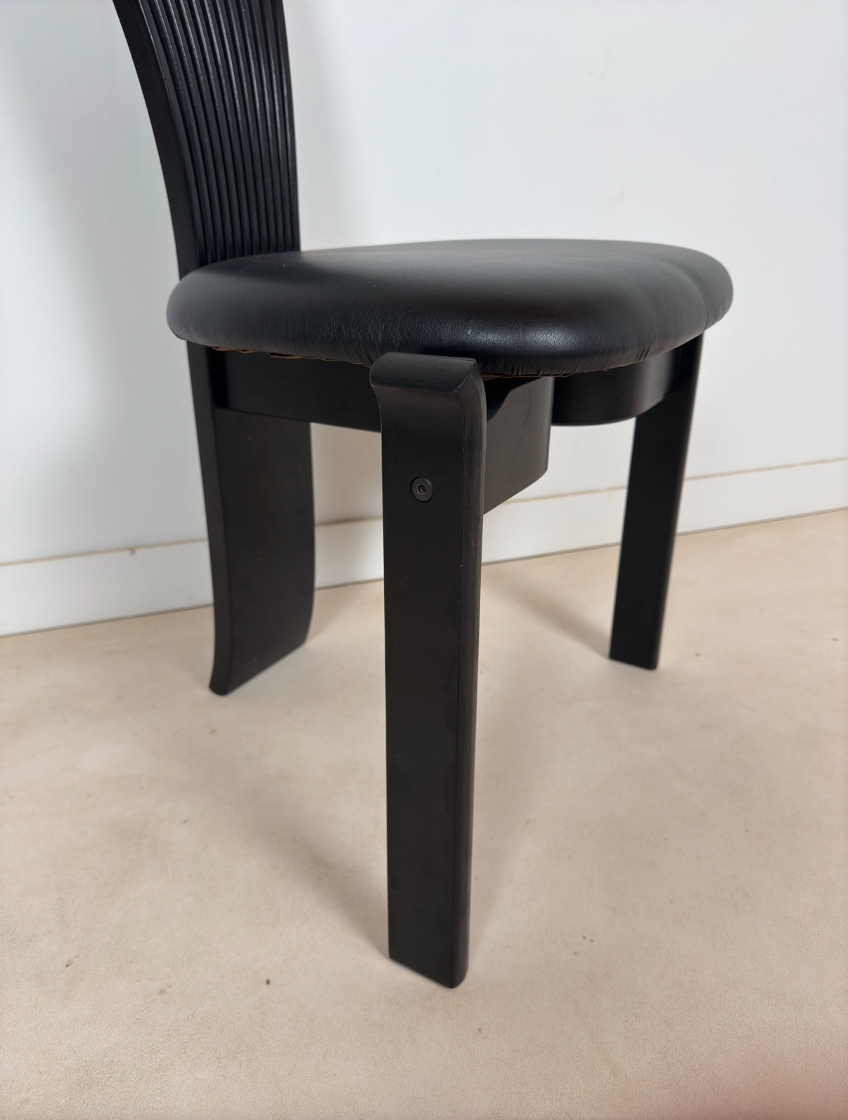 Ensemble de 4 chaises « Totem » par Torstein Nilsen