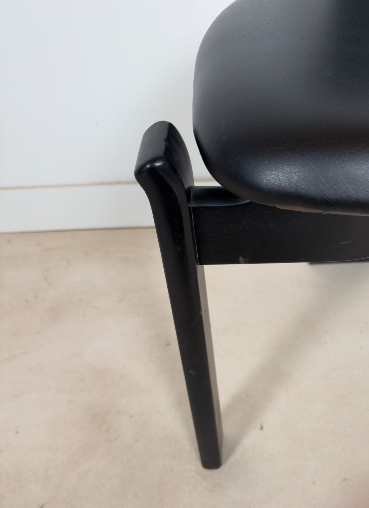 Ensemble de 4 chaises « Totem » par Torstein Nilsen