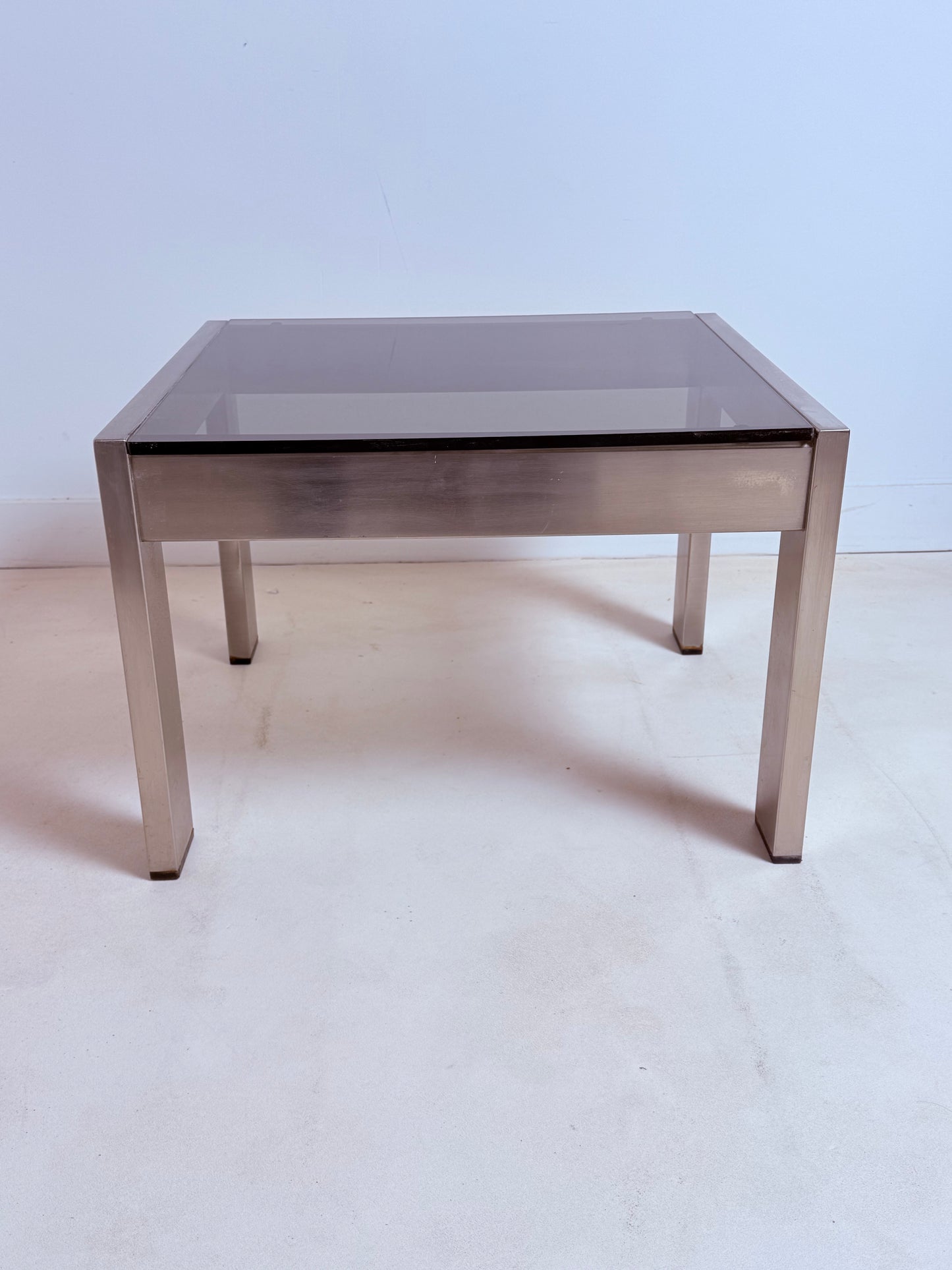 Table basse attribuée à Gae Aulenti