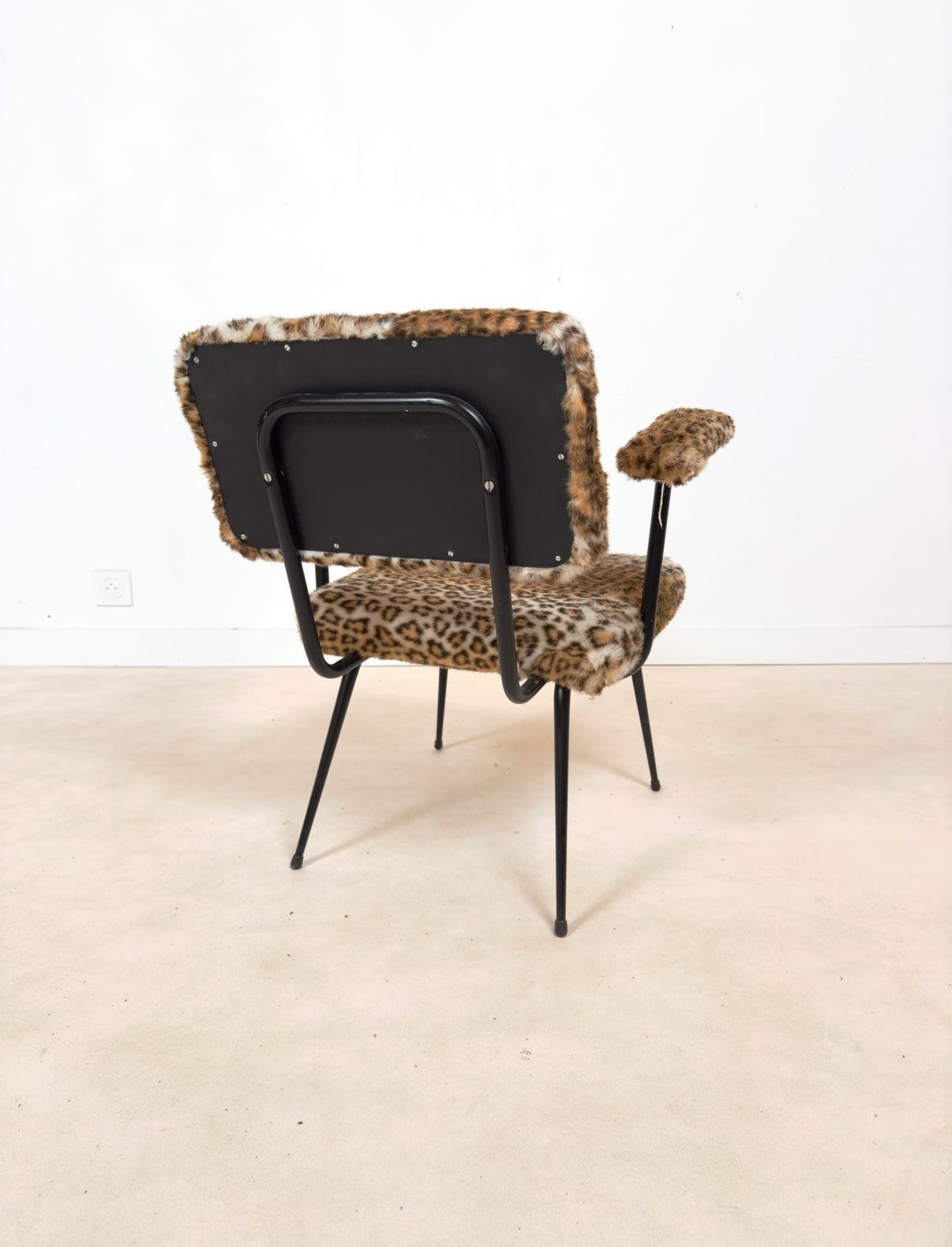Fauteuil moderniste vintage léopard