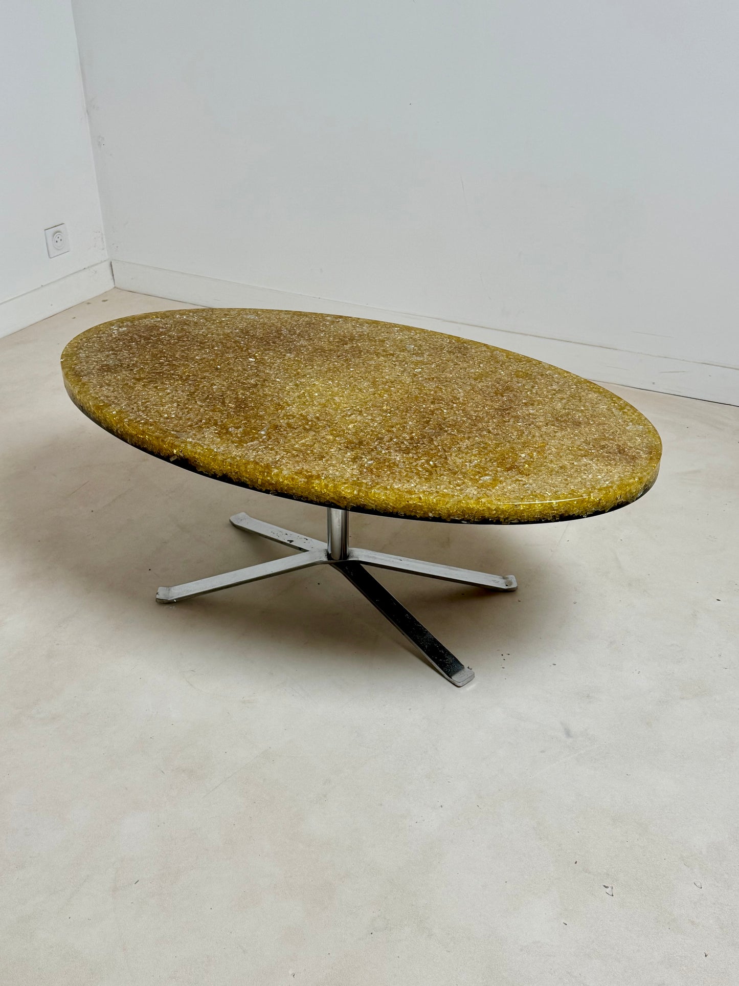 Table basse par Pierre Giraudon