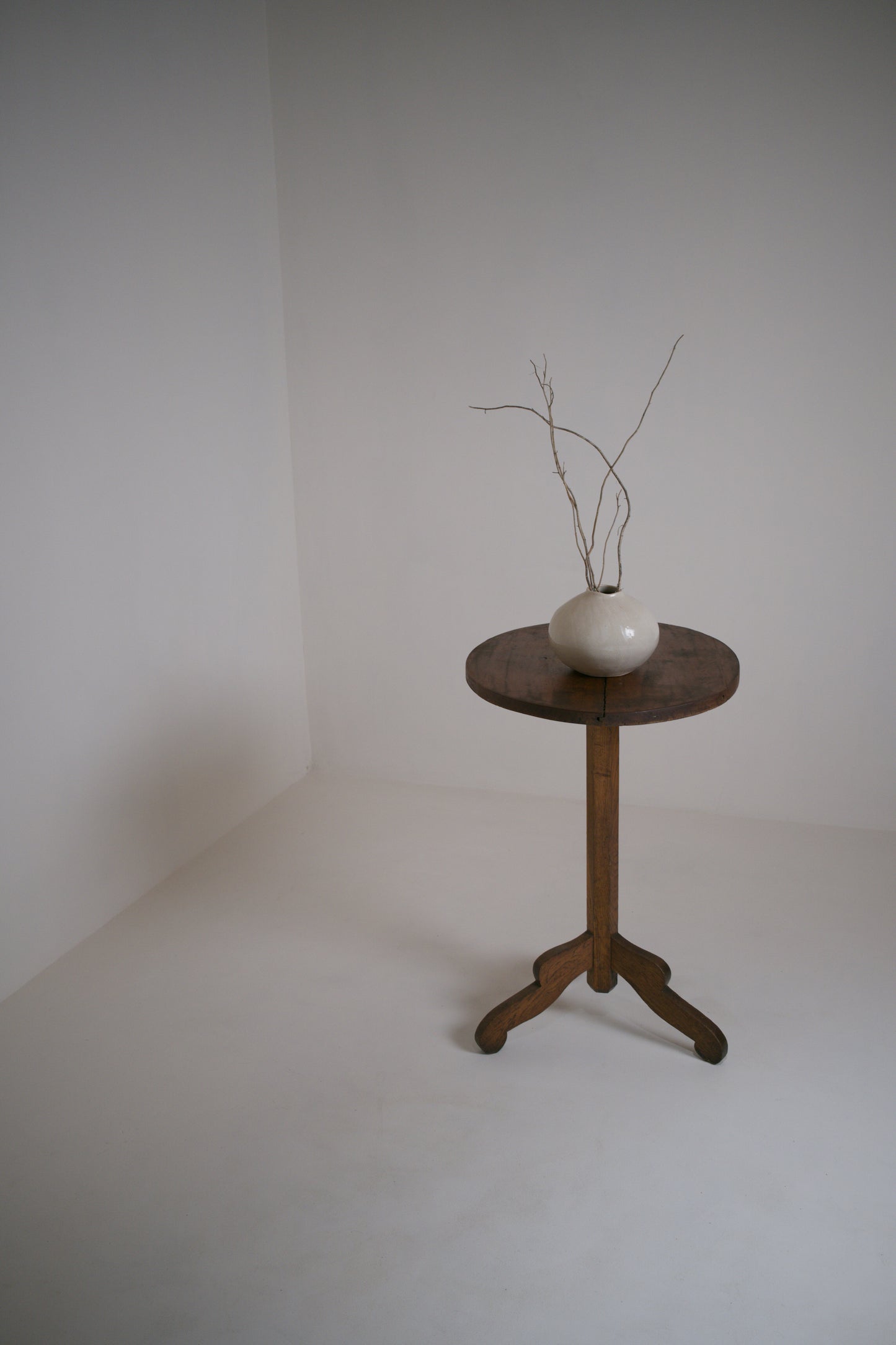 Table d'appoint vernaculaire