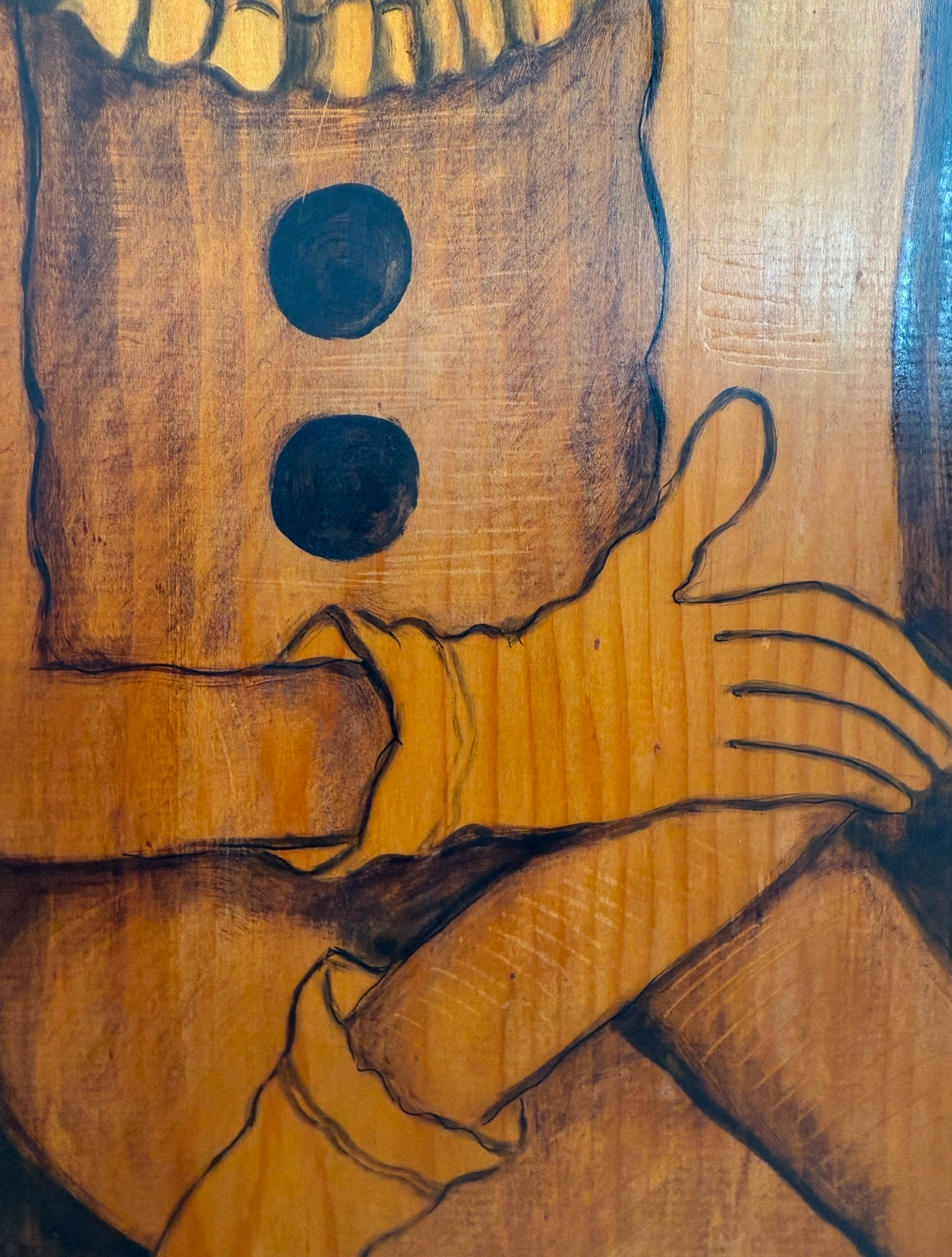 Ensemble de 3 panneaux en bois peint et gravés par Cosentarl