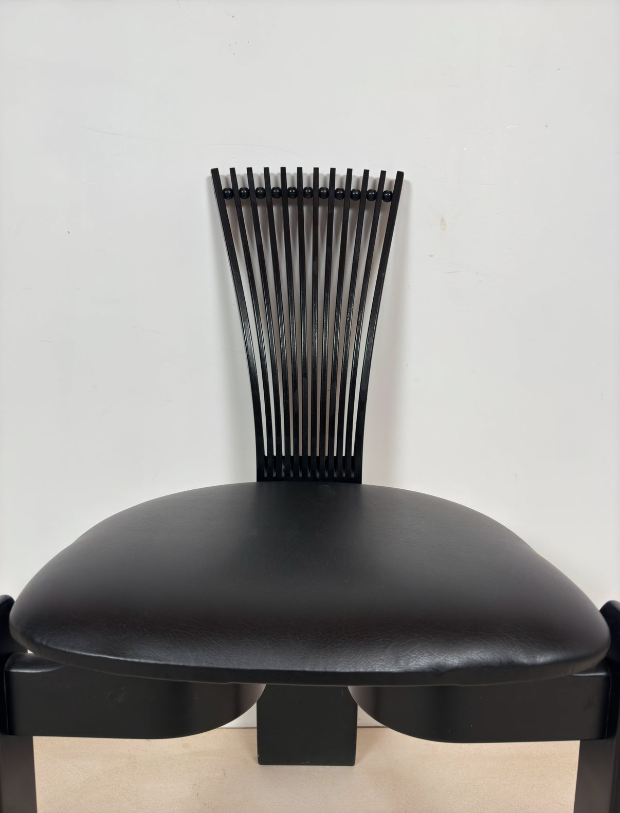 Ensemble de 4 chaises « Totem » par Torstein Nilsen