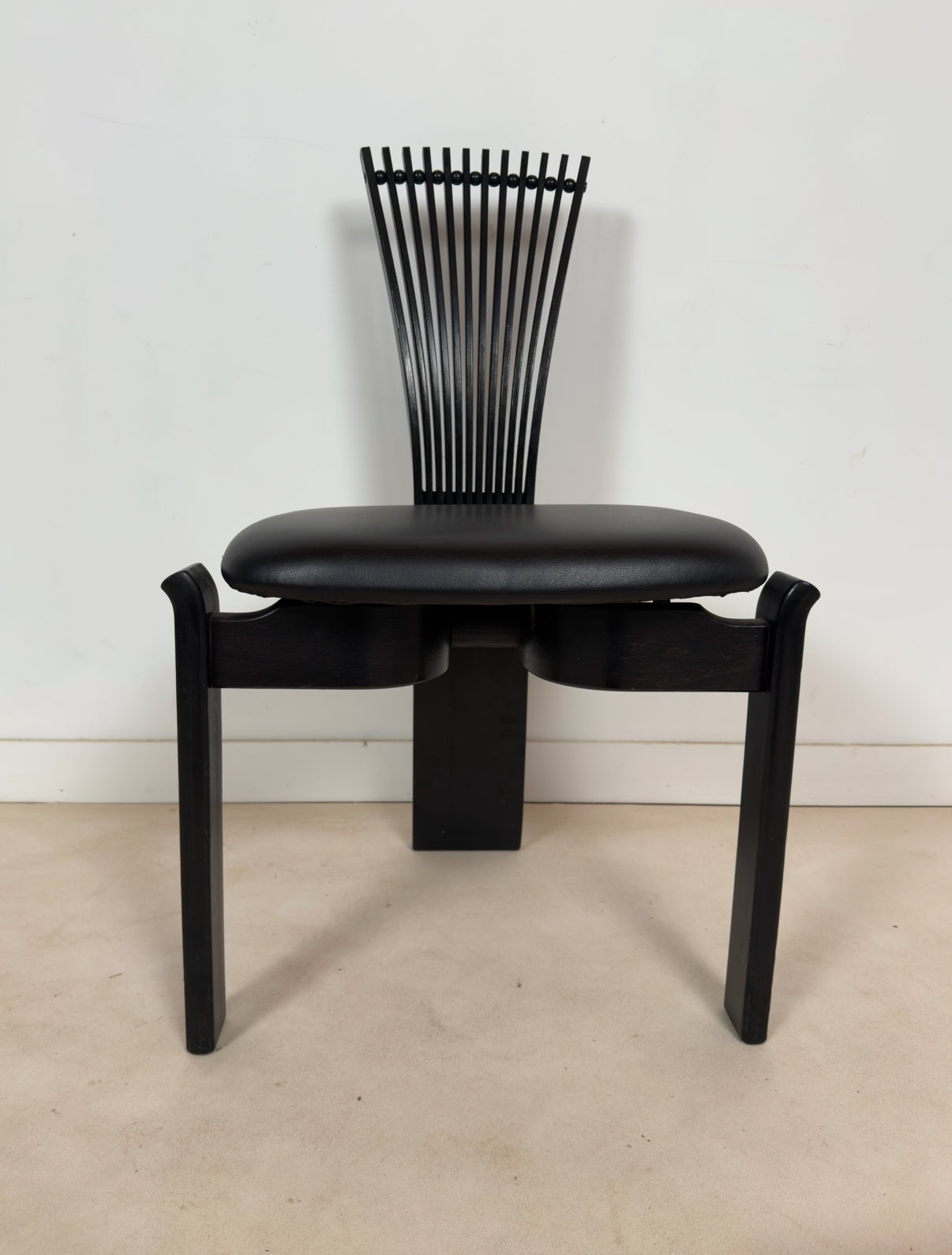 Ensemble de 4 chaises « Totem » par Torstein Nilsen