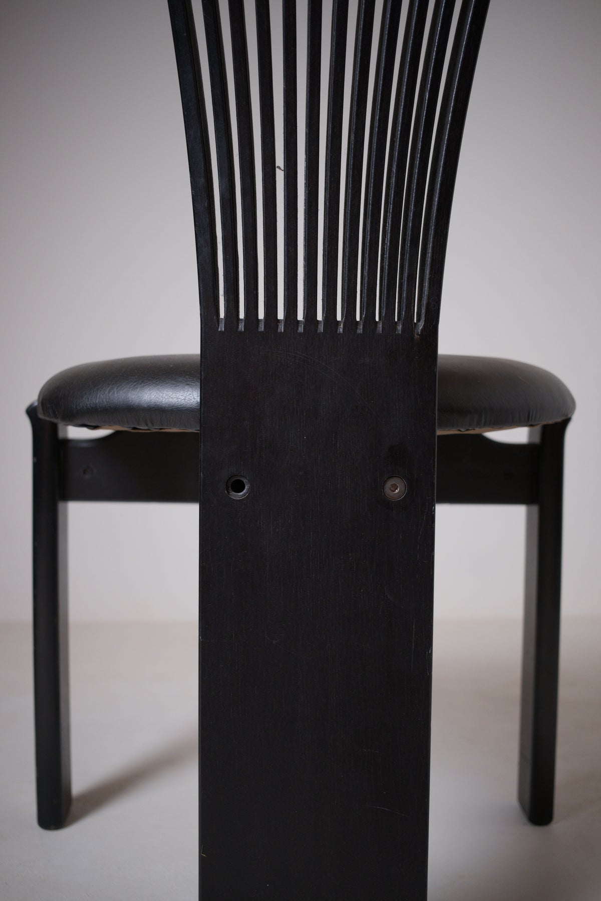 Chaise (4 disponibles) "Totem" par Torstein Nilsen. C1980
