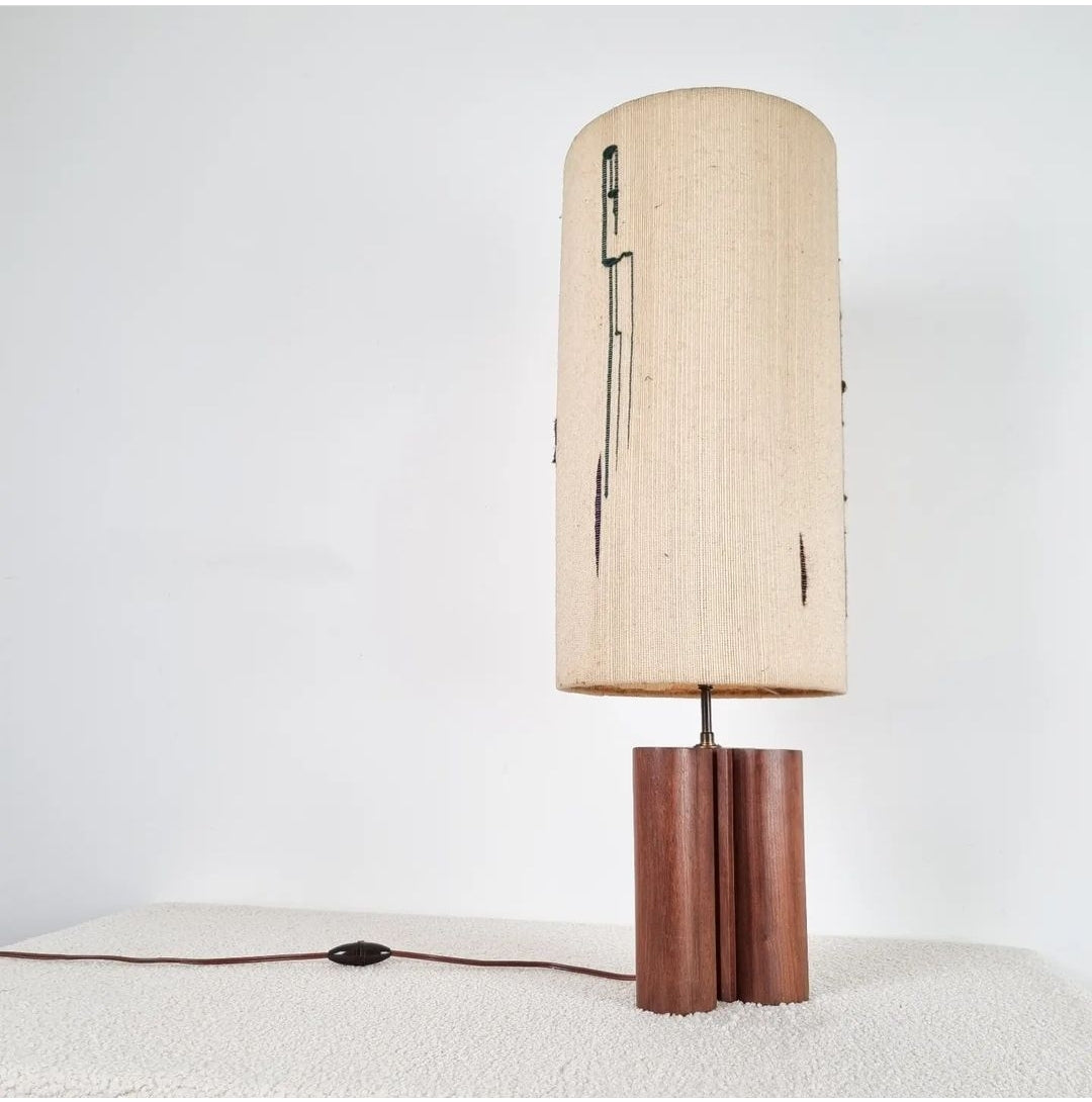 Grande lampe scandinave en teck