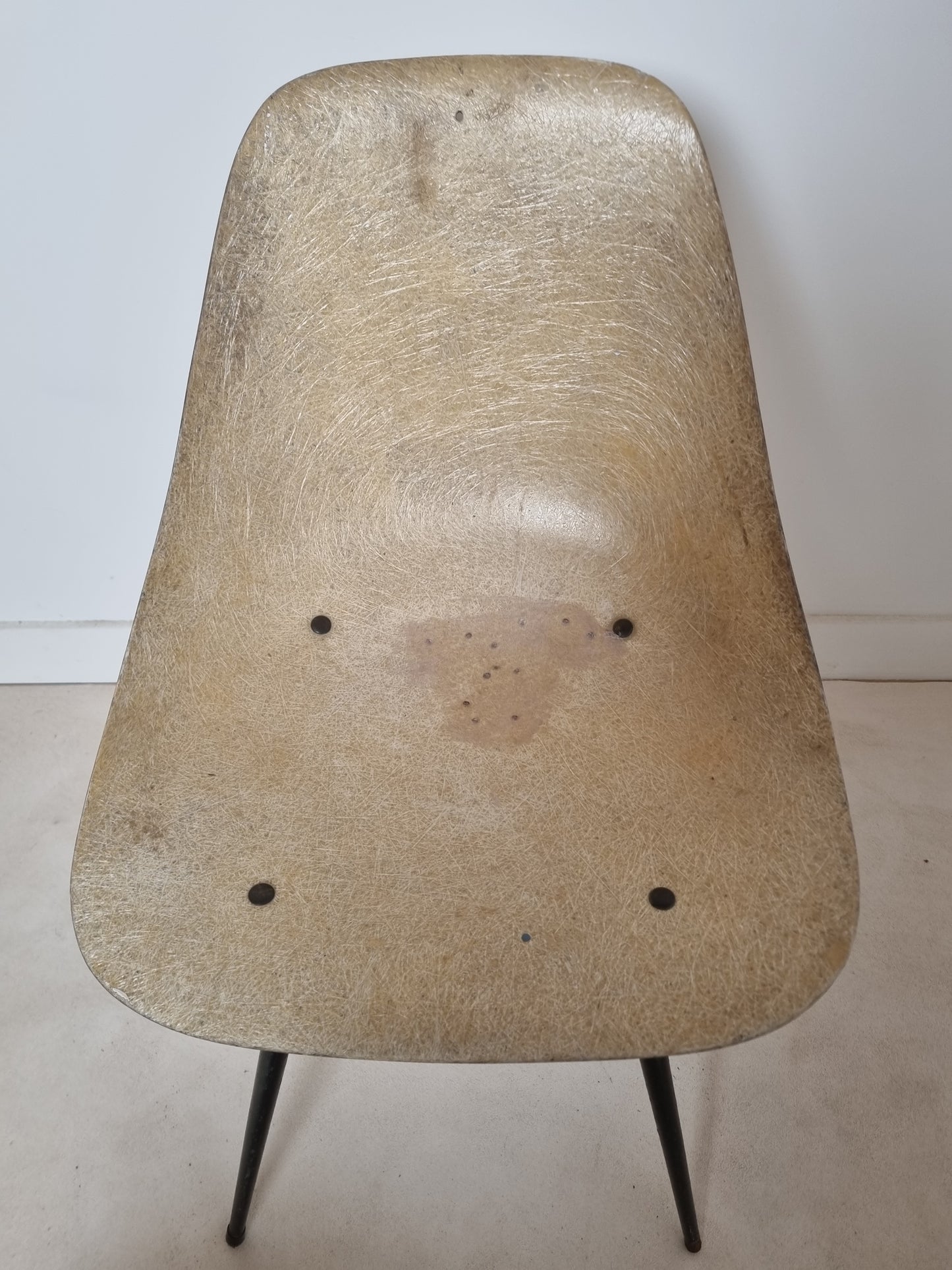 Chaise "Coccinelle" par René-Jean Caillette