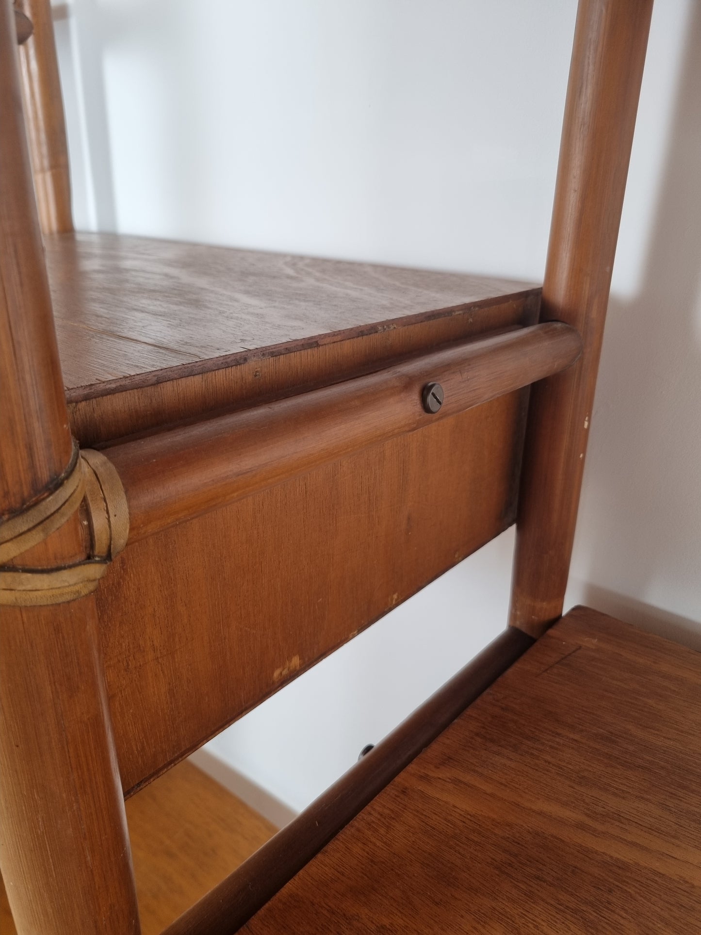 Grande étagère living par Roche et Bobois