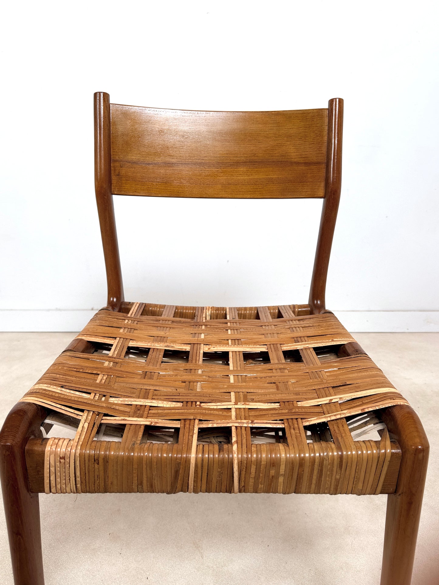 Ensemble de 6 chaises GESSEF modèle « Havana »