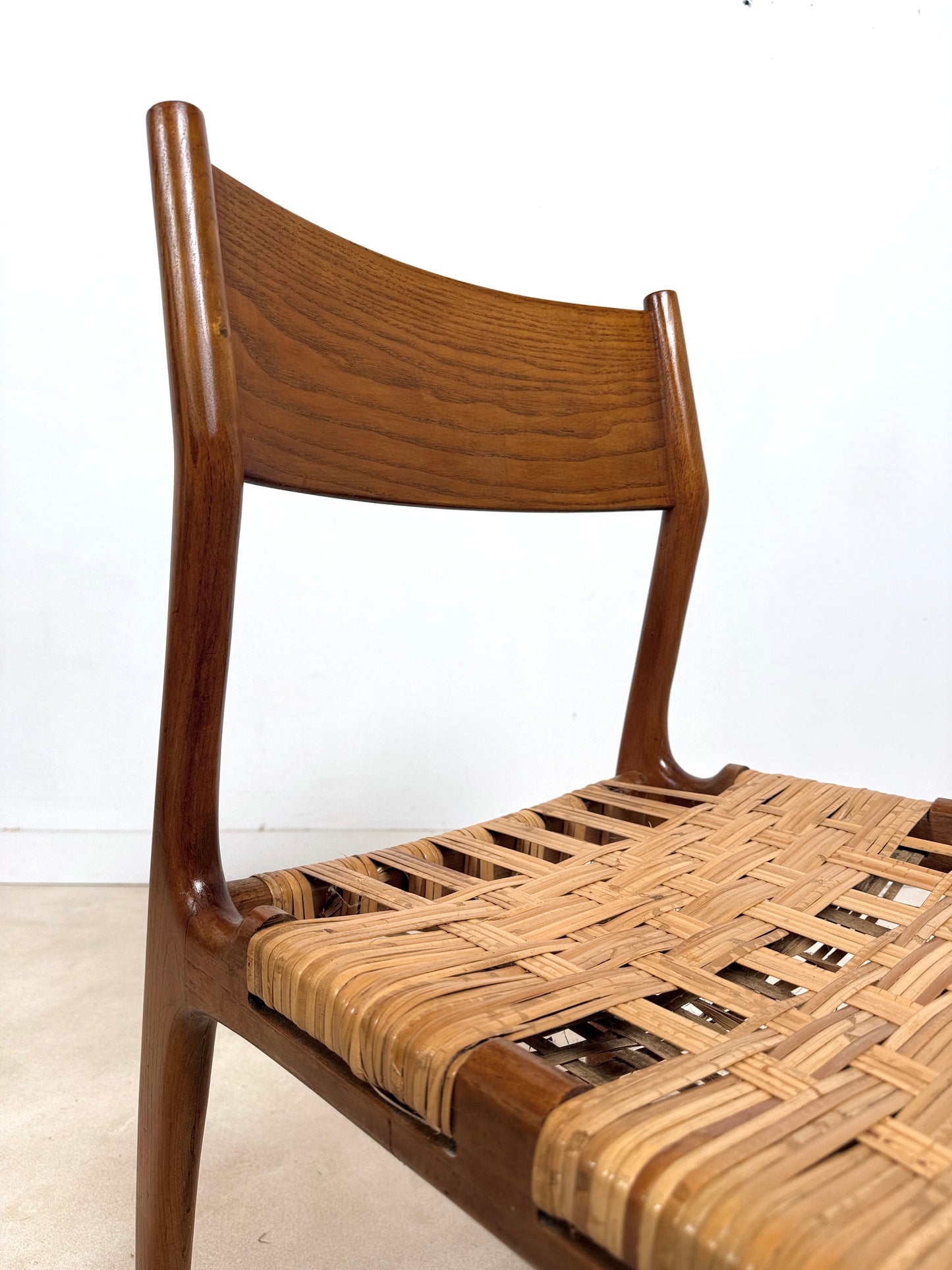 Ensemble de 6 chaises GESSEF modèle « Havana »