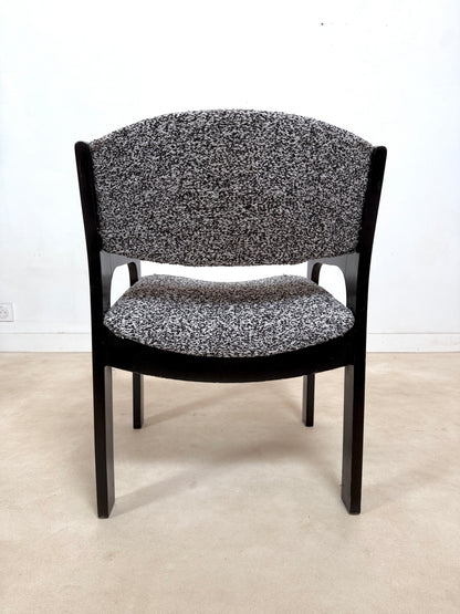 Chaise dans le goût de Eero Aarnio