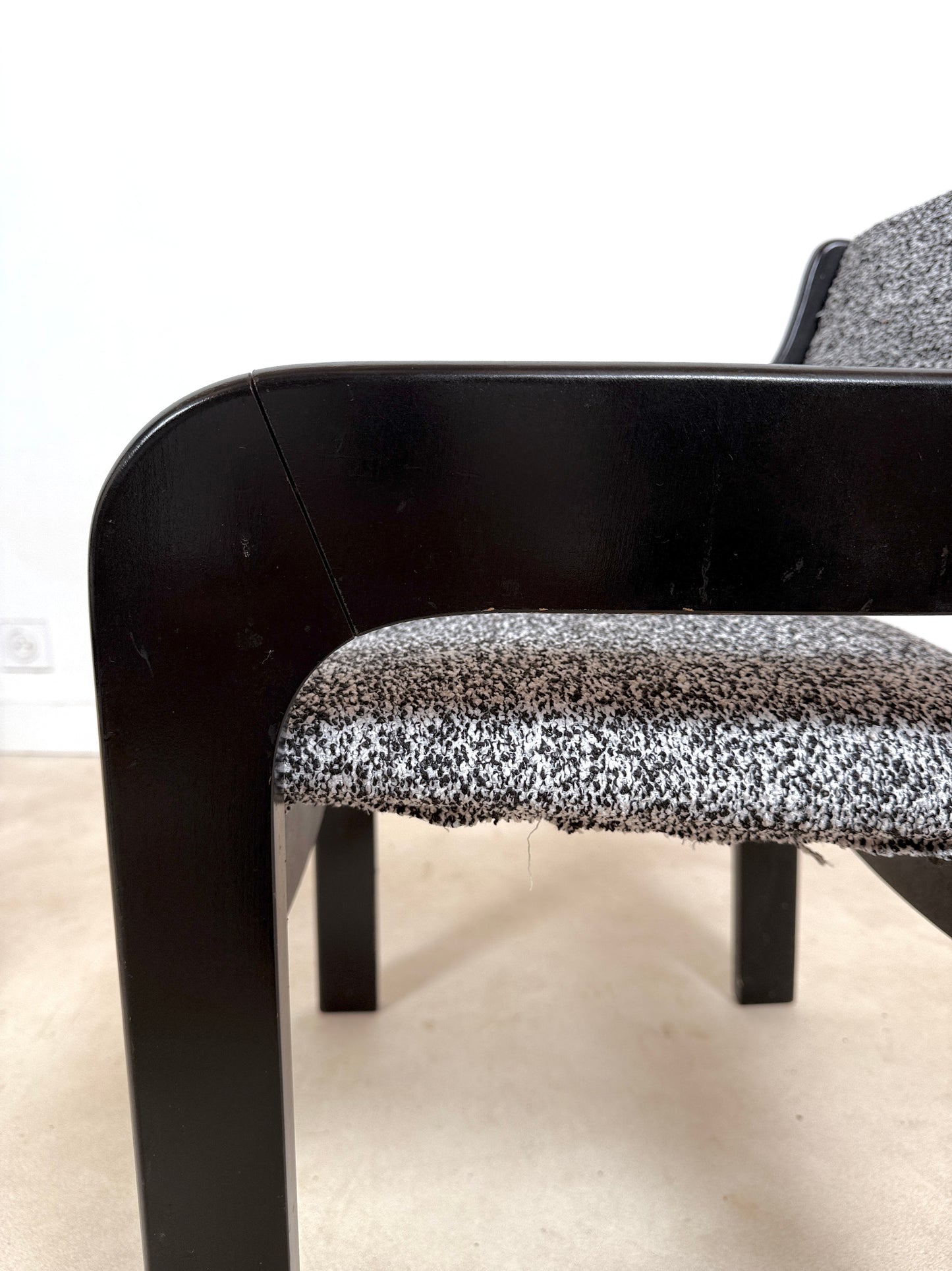 Chaise dans le goût de Eero Aarnio