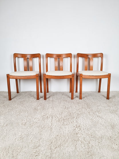 Chaise par Johannes Andersen pour Uldum Möbelfabrik (3 disponibles)