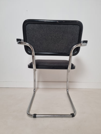 Fauteuil Cesca B64 par Marcel Breuer