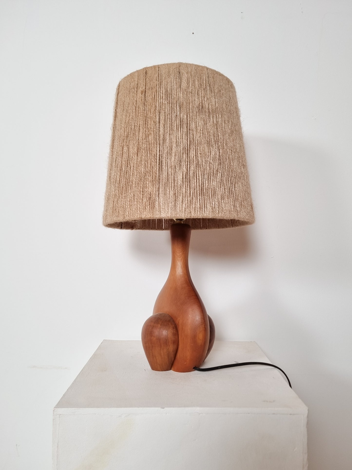 Lampe scandinave sculpturale